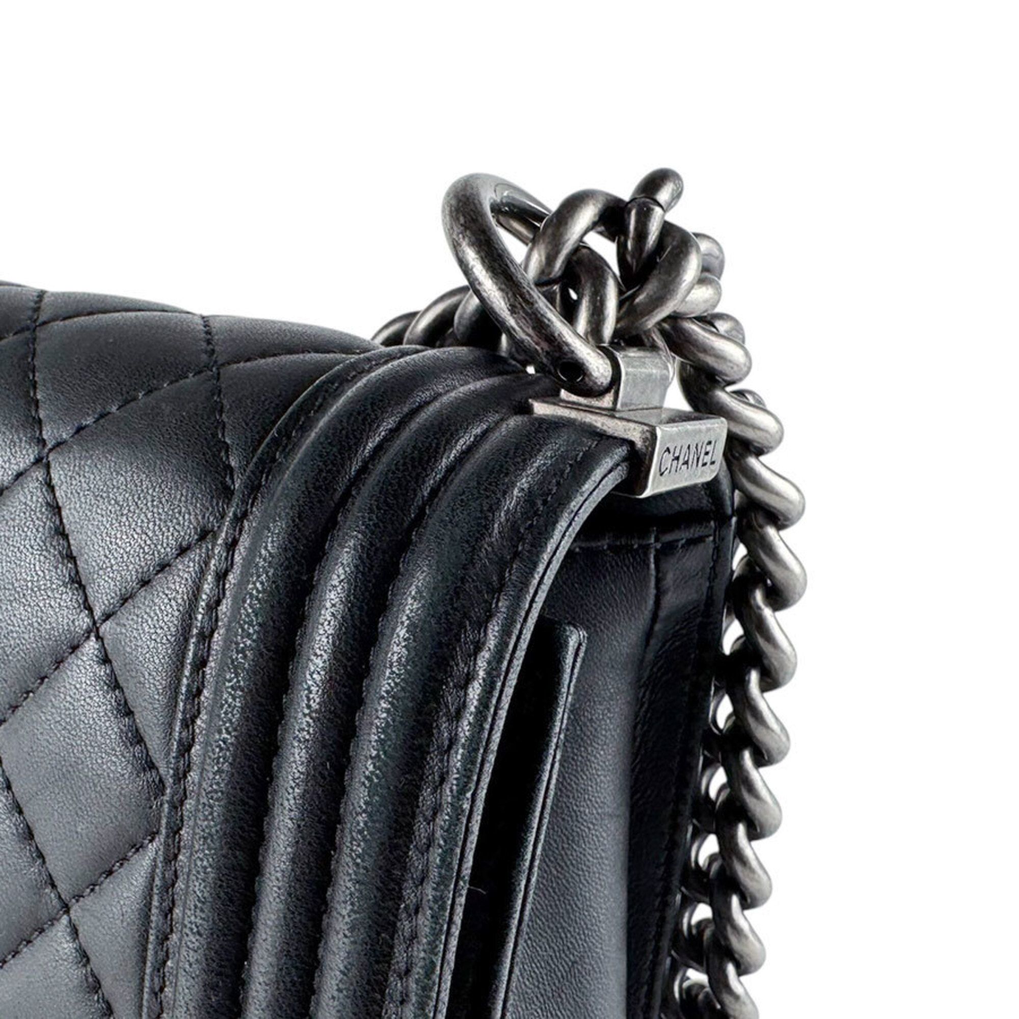 Leather Shoulder Bag (Pre-Owned) - Chanel - Modalova