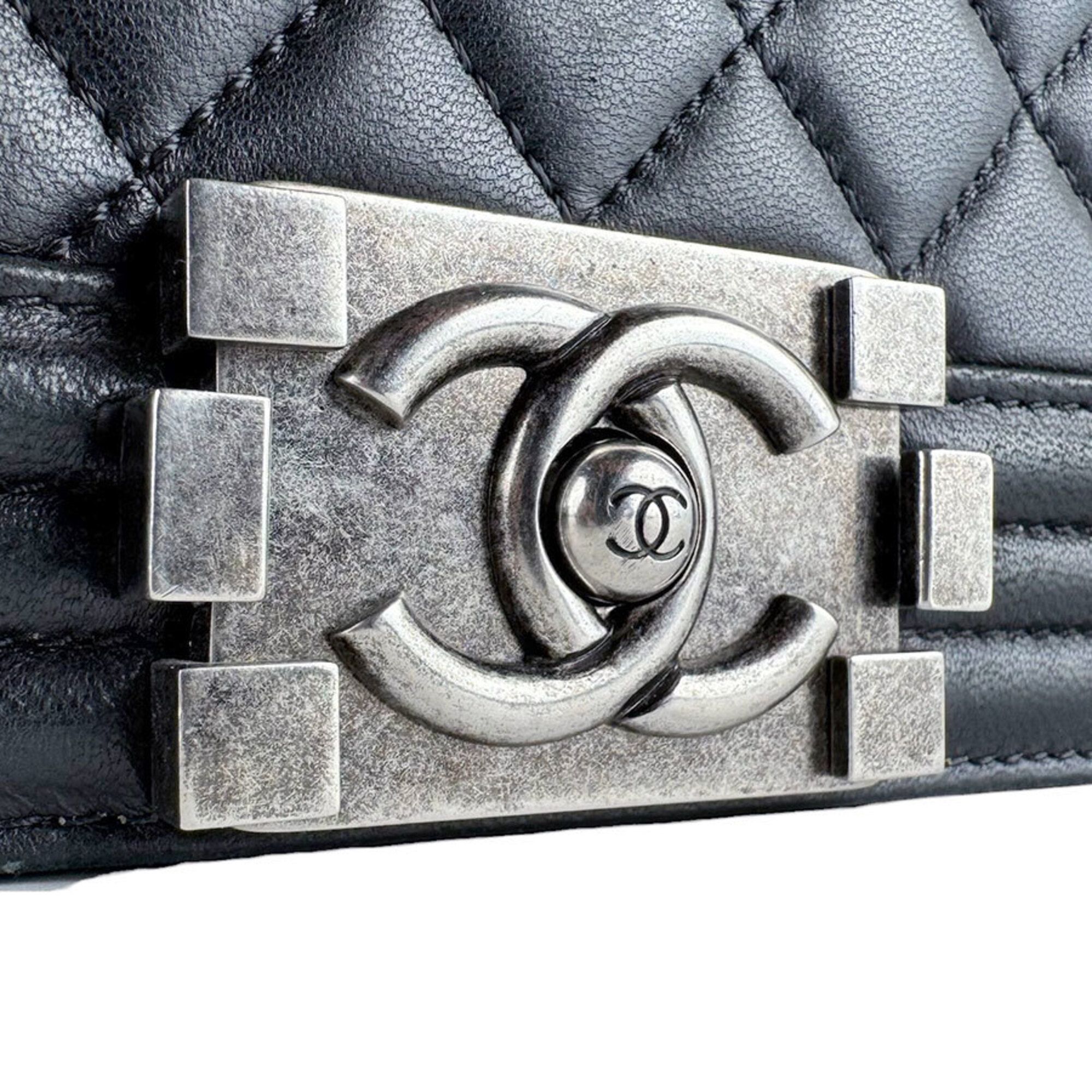 Leather Shoulder Bag (Pre-Owned) - Chanel - Modalova