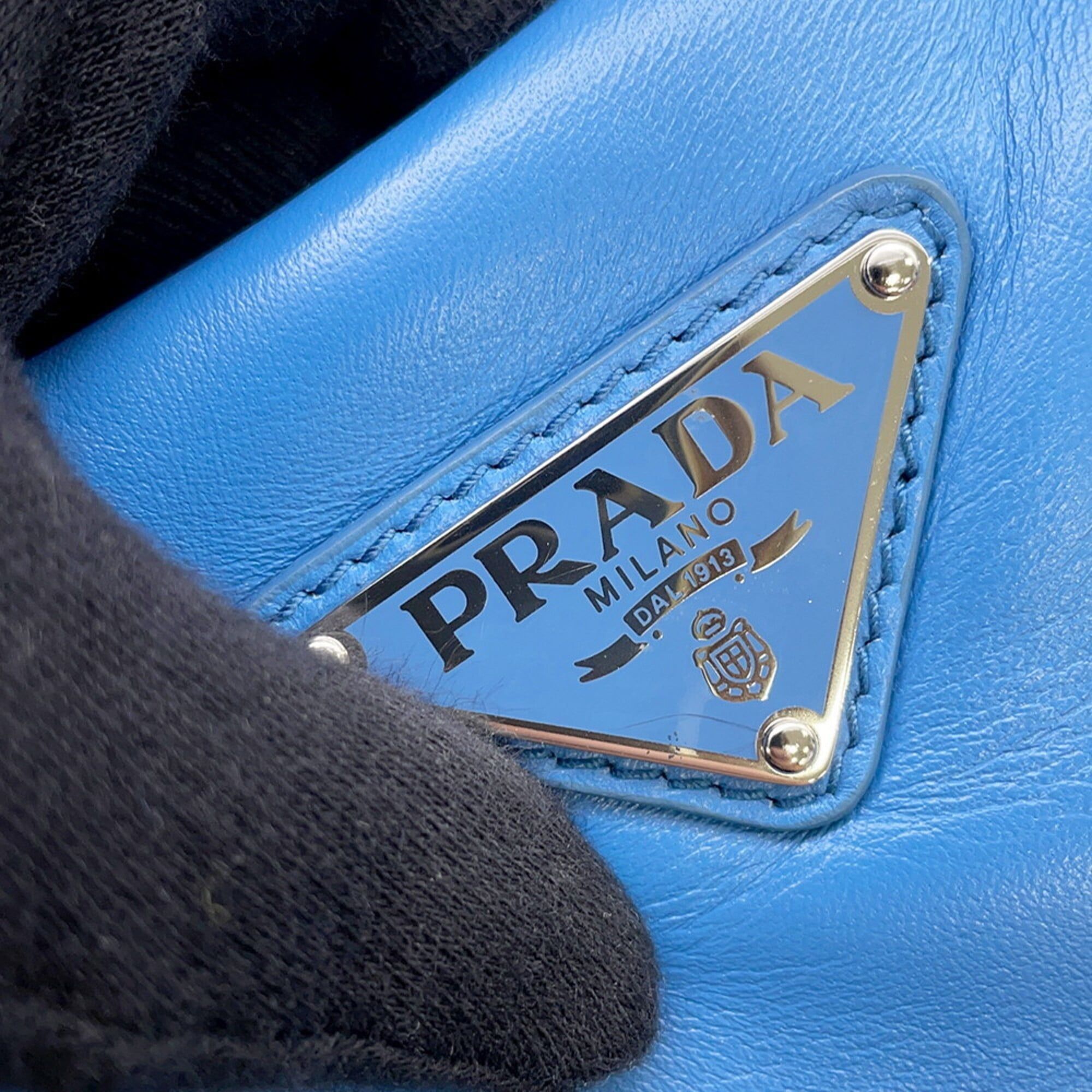 Nylon Handbag Pouch Shoulder Bag (Pre-Owned) - Prada - Modalova
