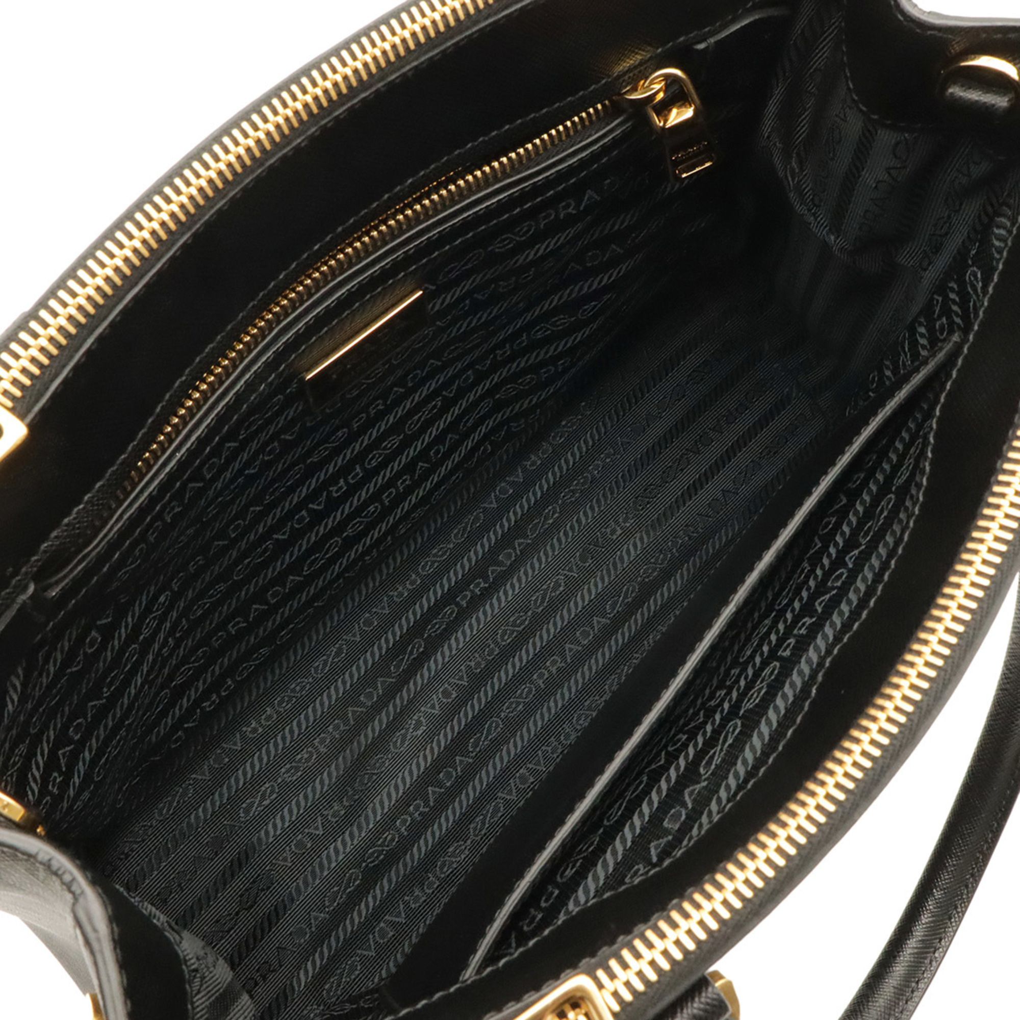 Leather Handbag Shoulder Bag (Pre-Owned) - Prada - Modalova