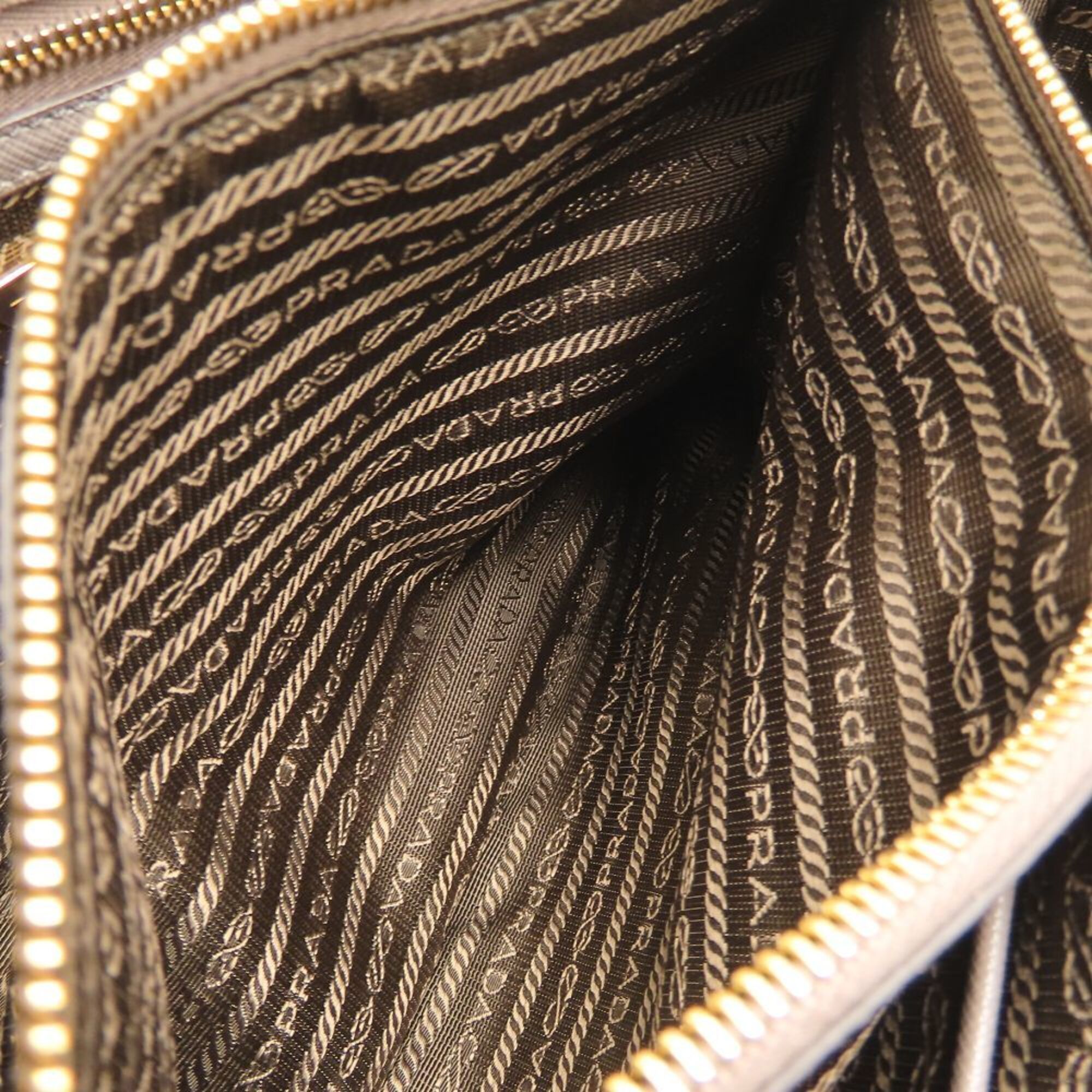 Saffiano Leather Tote Bag (Pre-Owned) - Prada - Modalova
