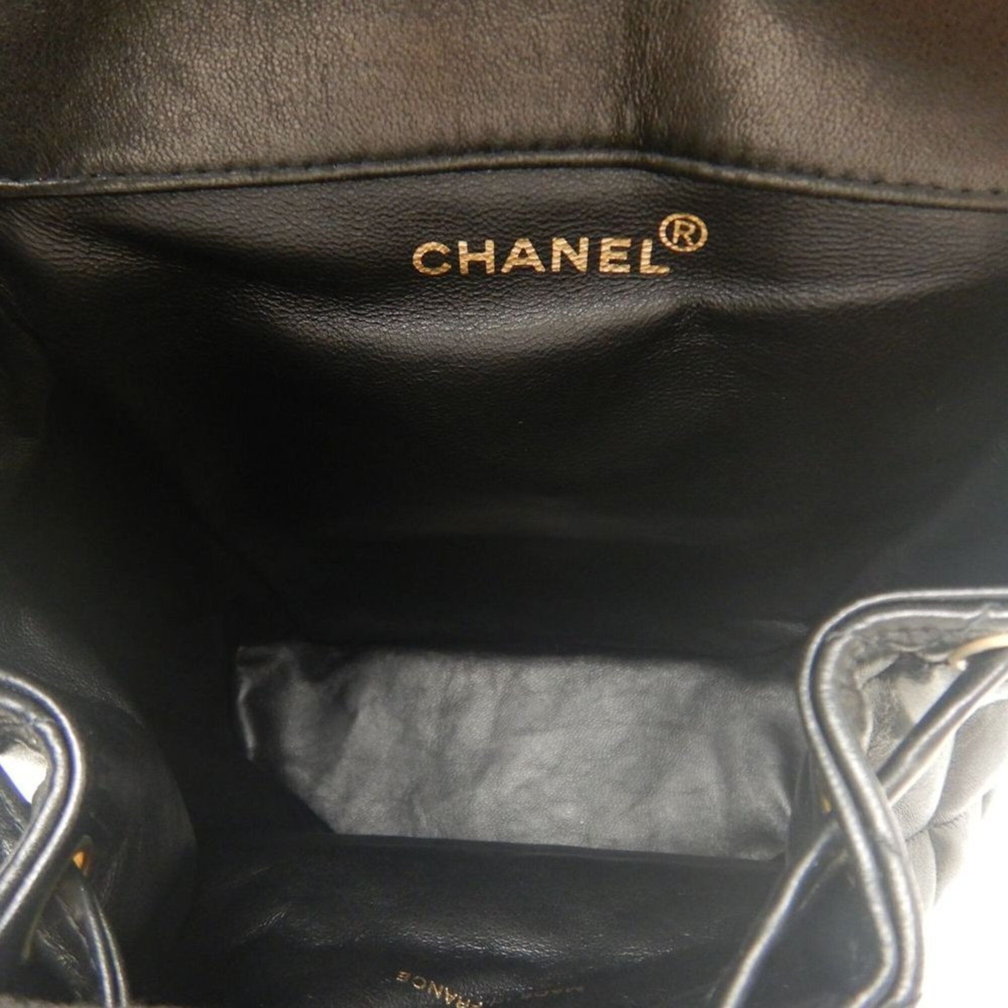 Matelasse Leather Backpack (Pre-Owned) - Chanel - Modalova