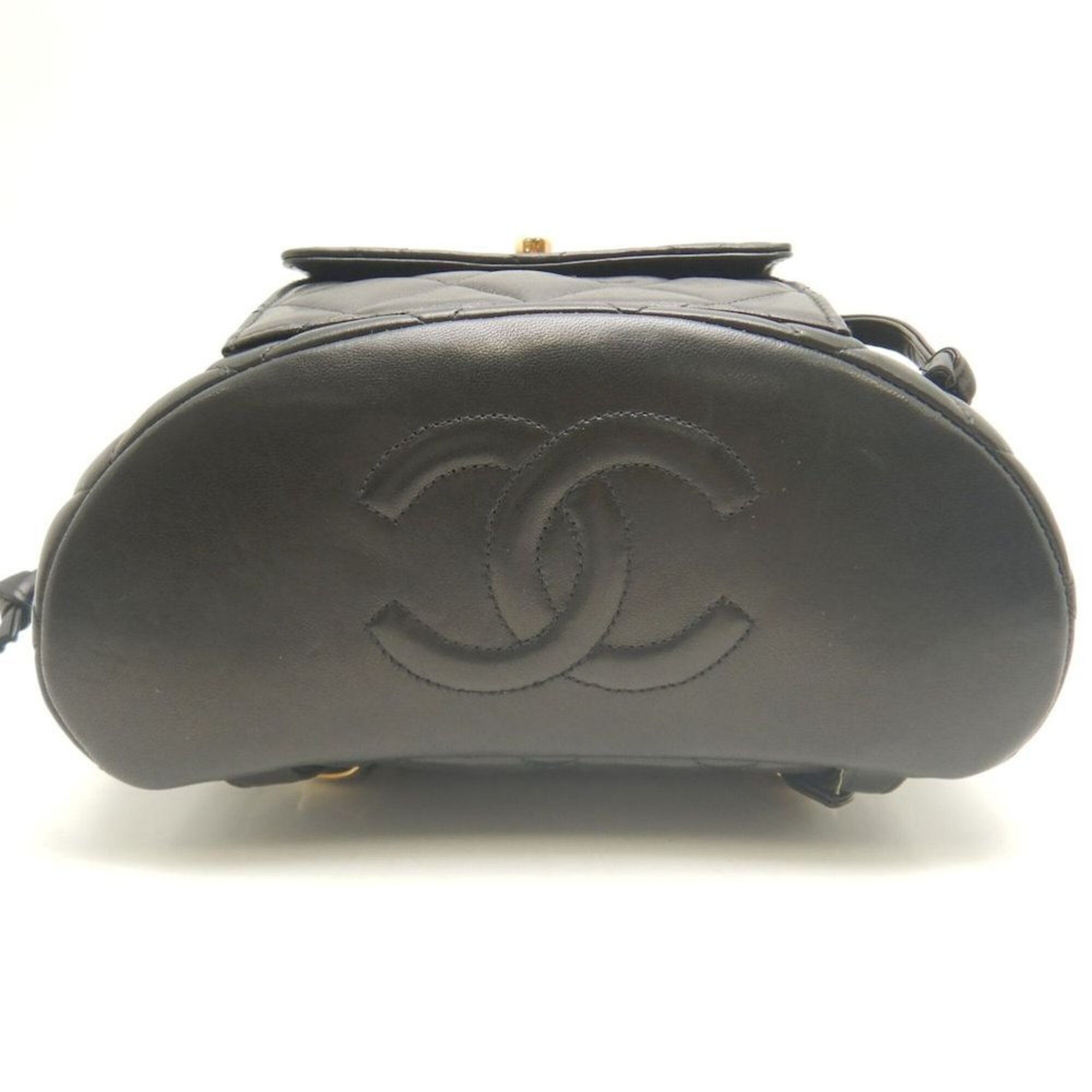Matelasse Leather Backpack (Pre-Owned) - Chanel - Modalova