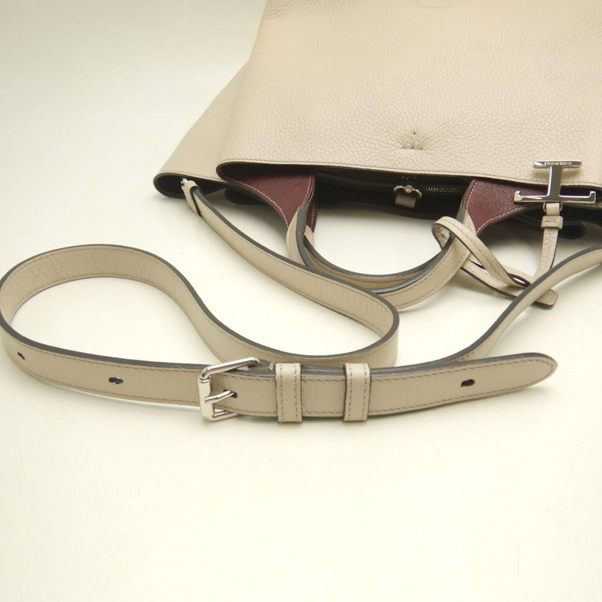 Leather Handbag (Pre-Owned) - Tod's - Modalova