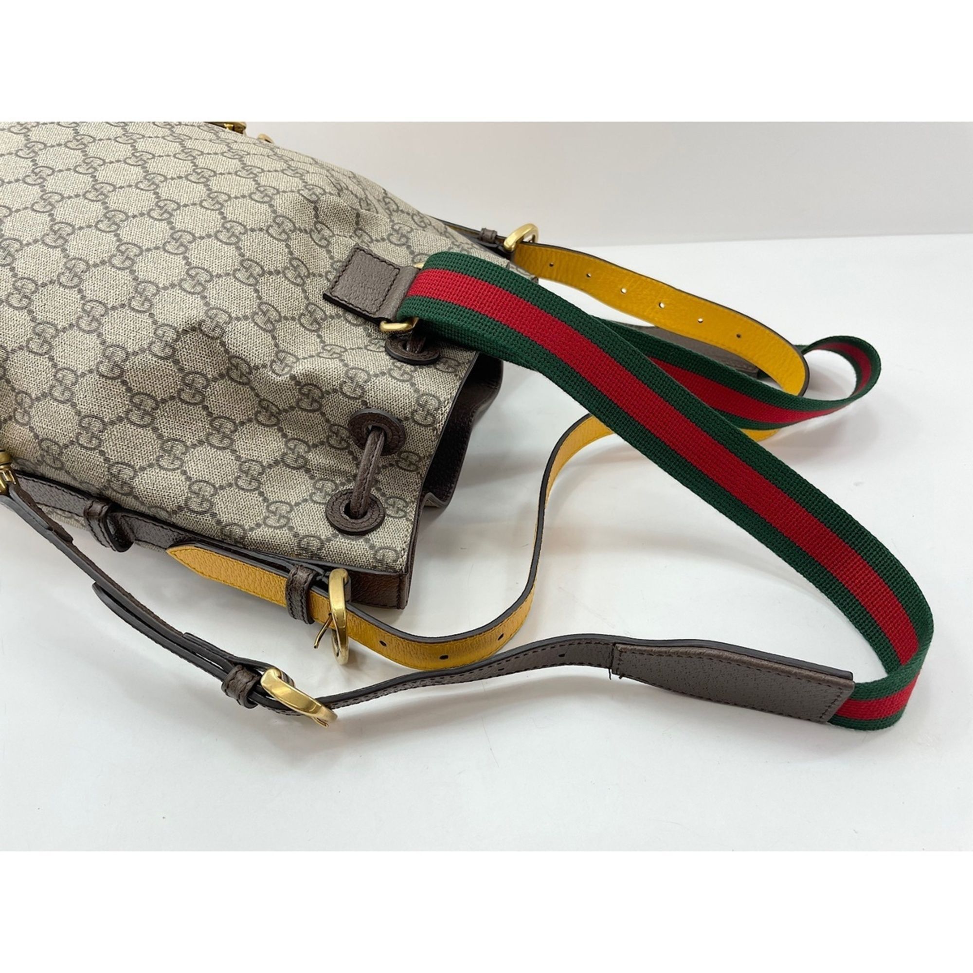 Gucci Beige Backpack (Pre-Owned) - Gucci - Modalova