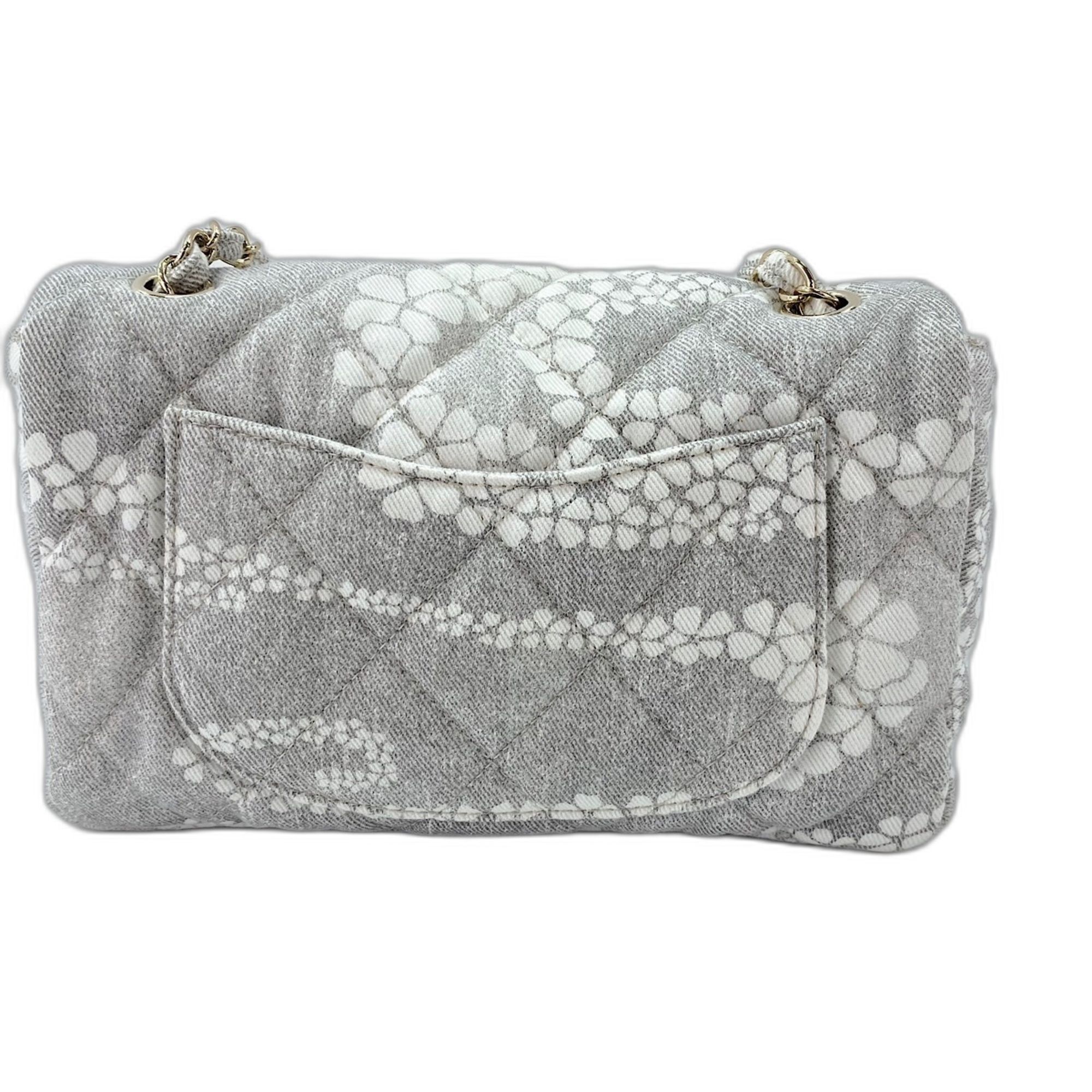Canvas Shoulder Bag (Pre-Owned) - Chanel - Modalova