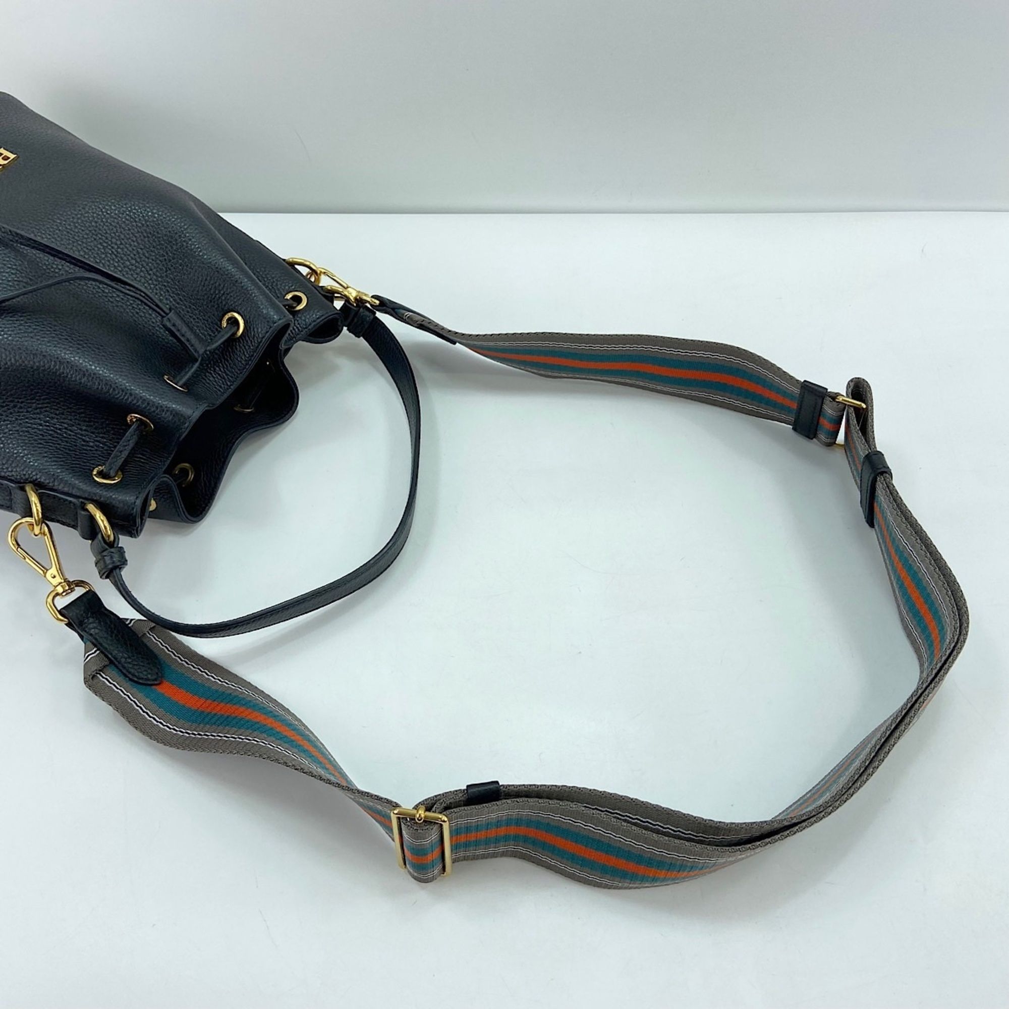 Leather Handbag (Pre-Owned) - Prada - Modalova