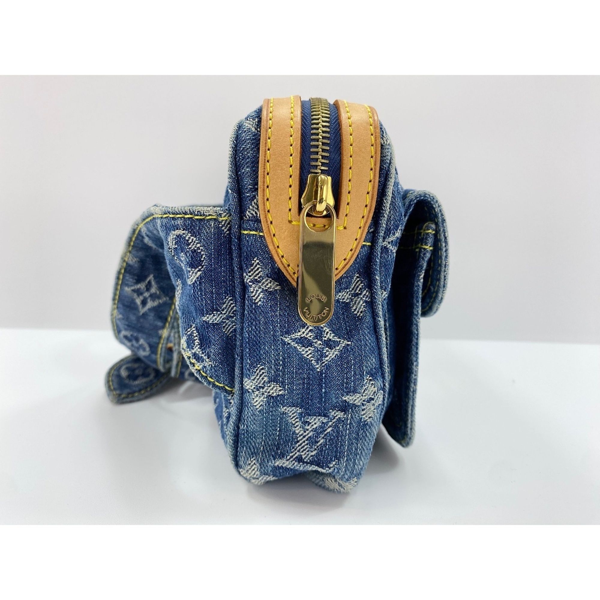 Monogram Denim Shoulder Bag (Pre-Owned) - Louis Vuitton - Modalova