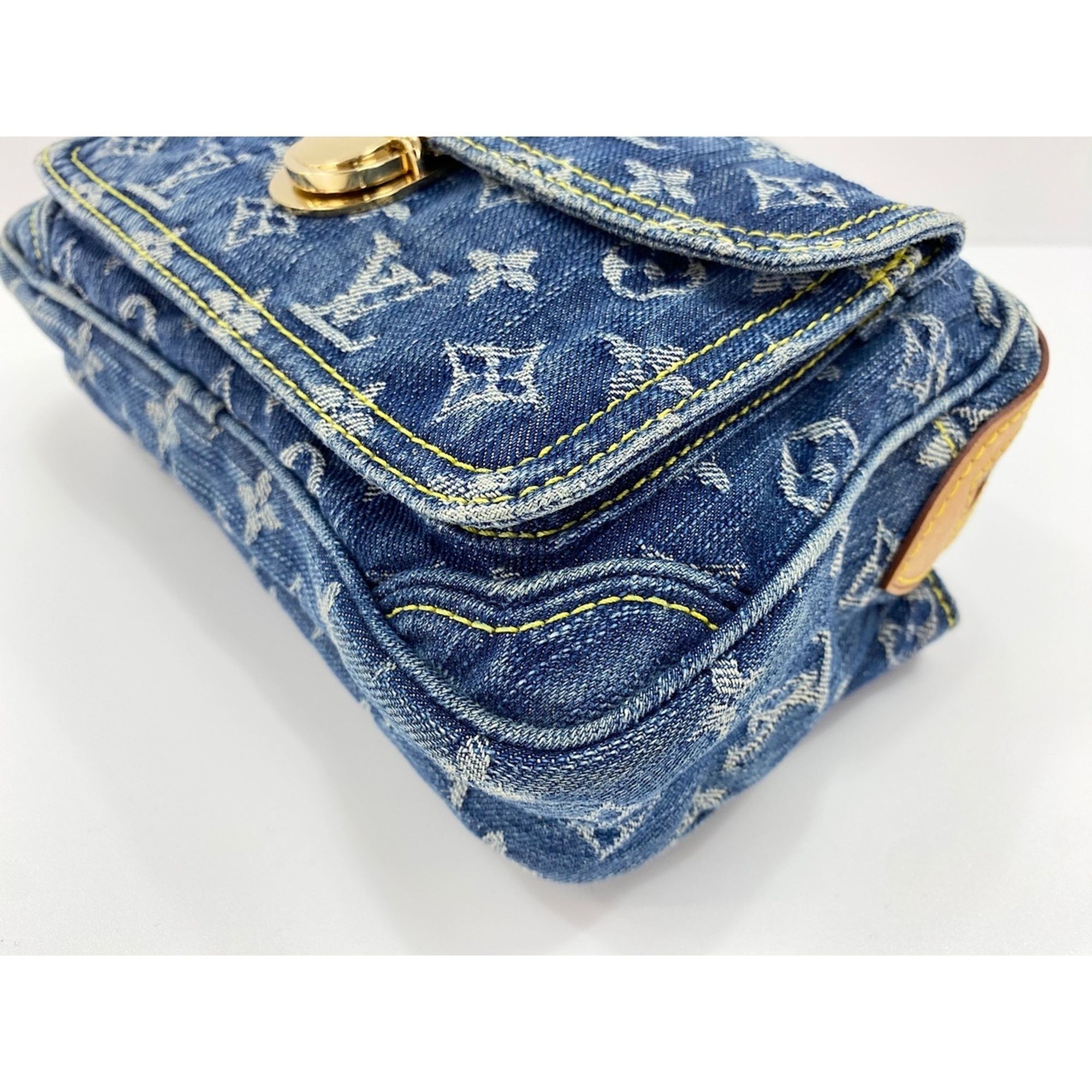 Monogram Denim Shoulder Bag (Pre-Owned) - Louis Vuitton - Modalova