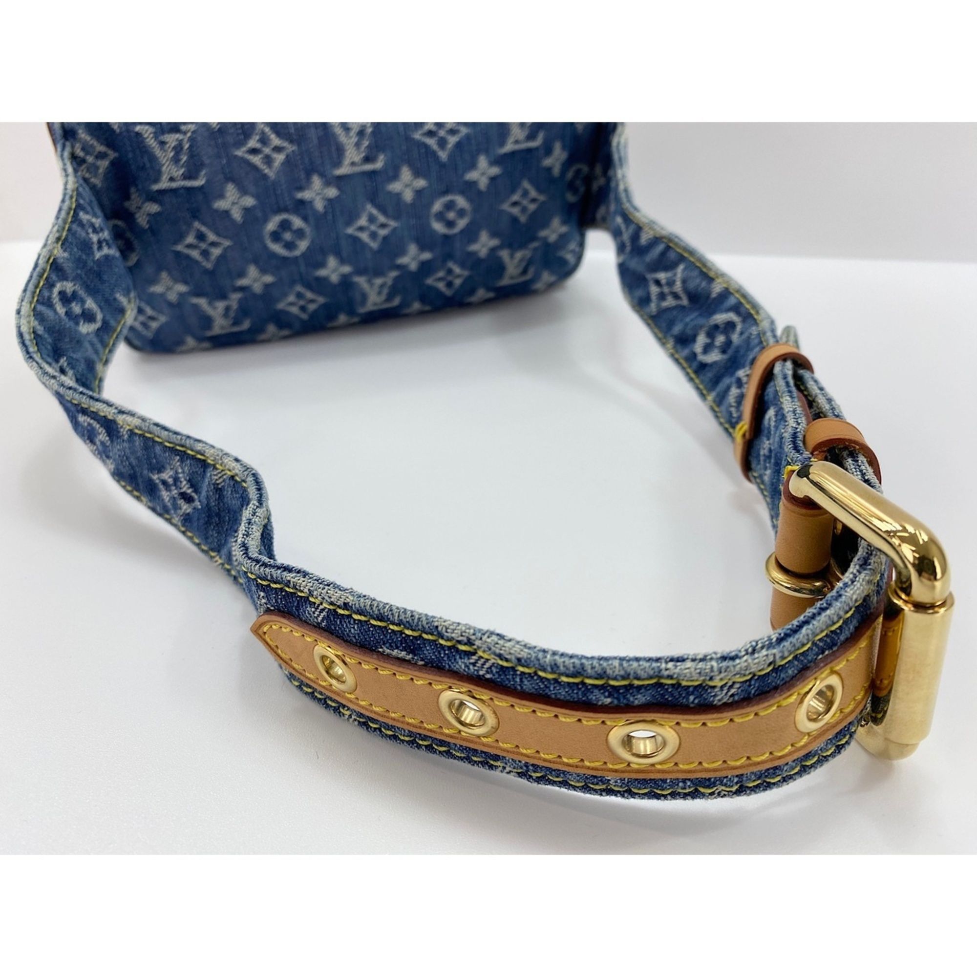 Monogram Denim Shoulder Bag (Pre-Owned) - Louis Vuitton - Modalova