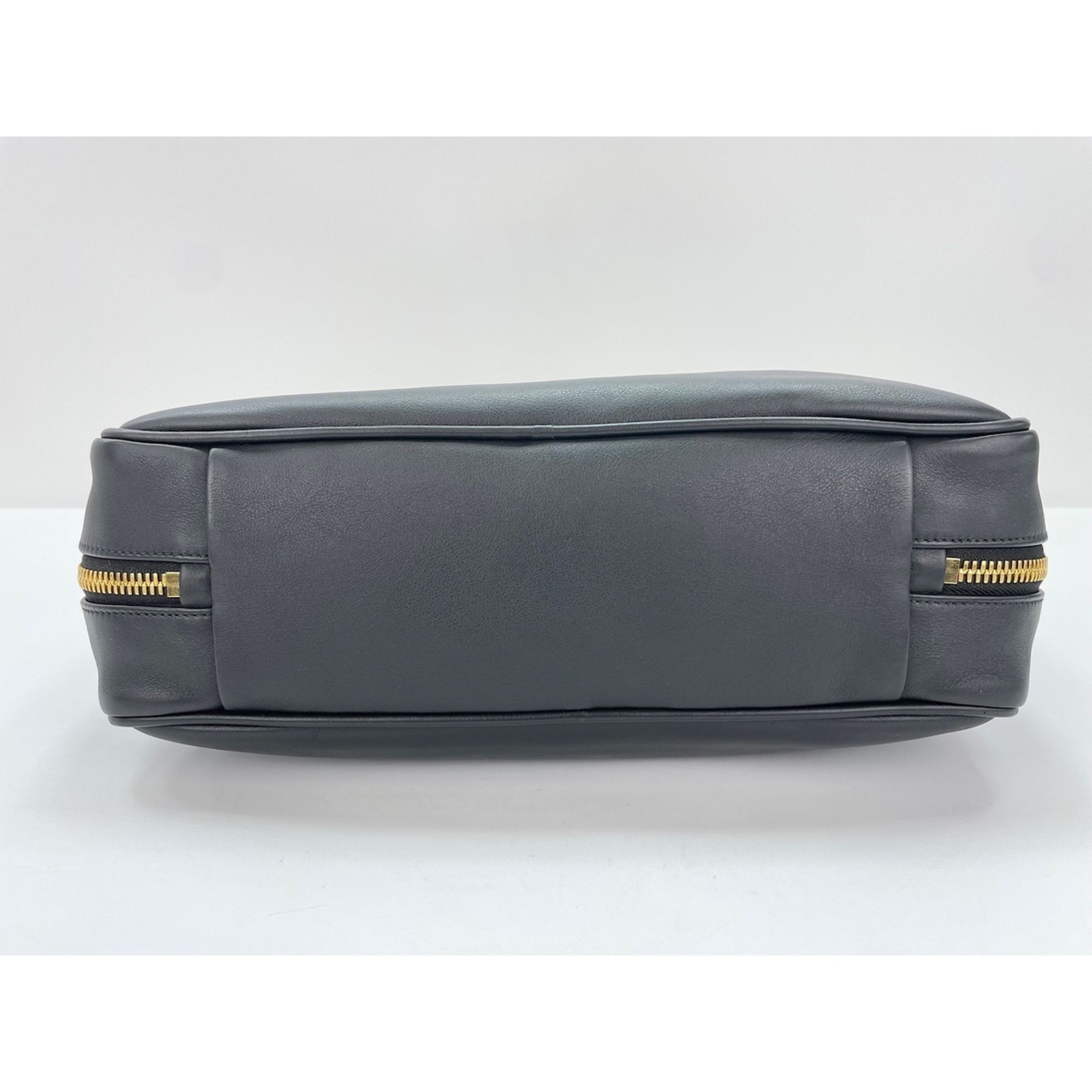Miu Miu Black Handbag (Pre-Owned) - Miu Miu - Modalova