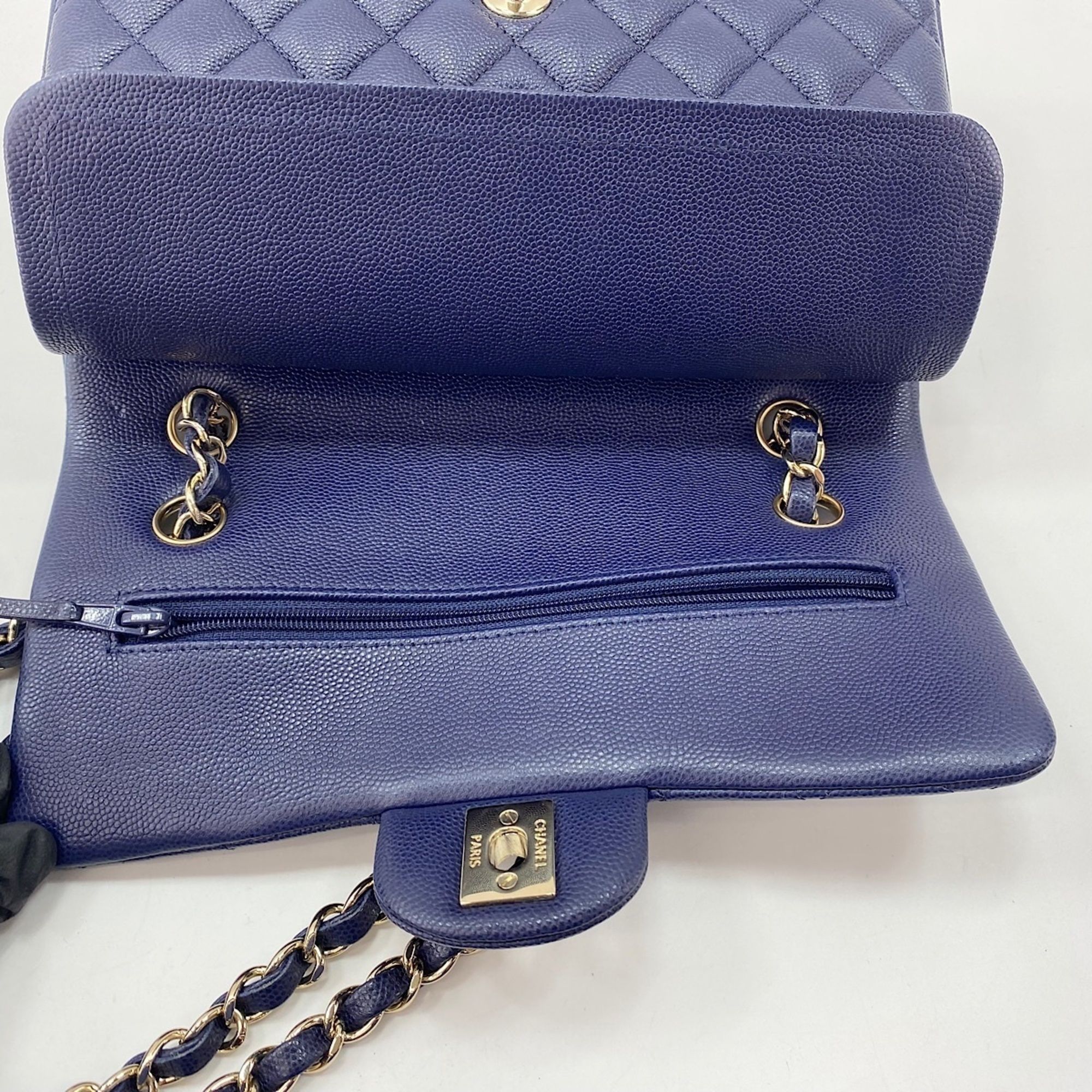 Matelasse Shoulder Bag (Pre-Owned) - Chanel - Modalova