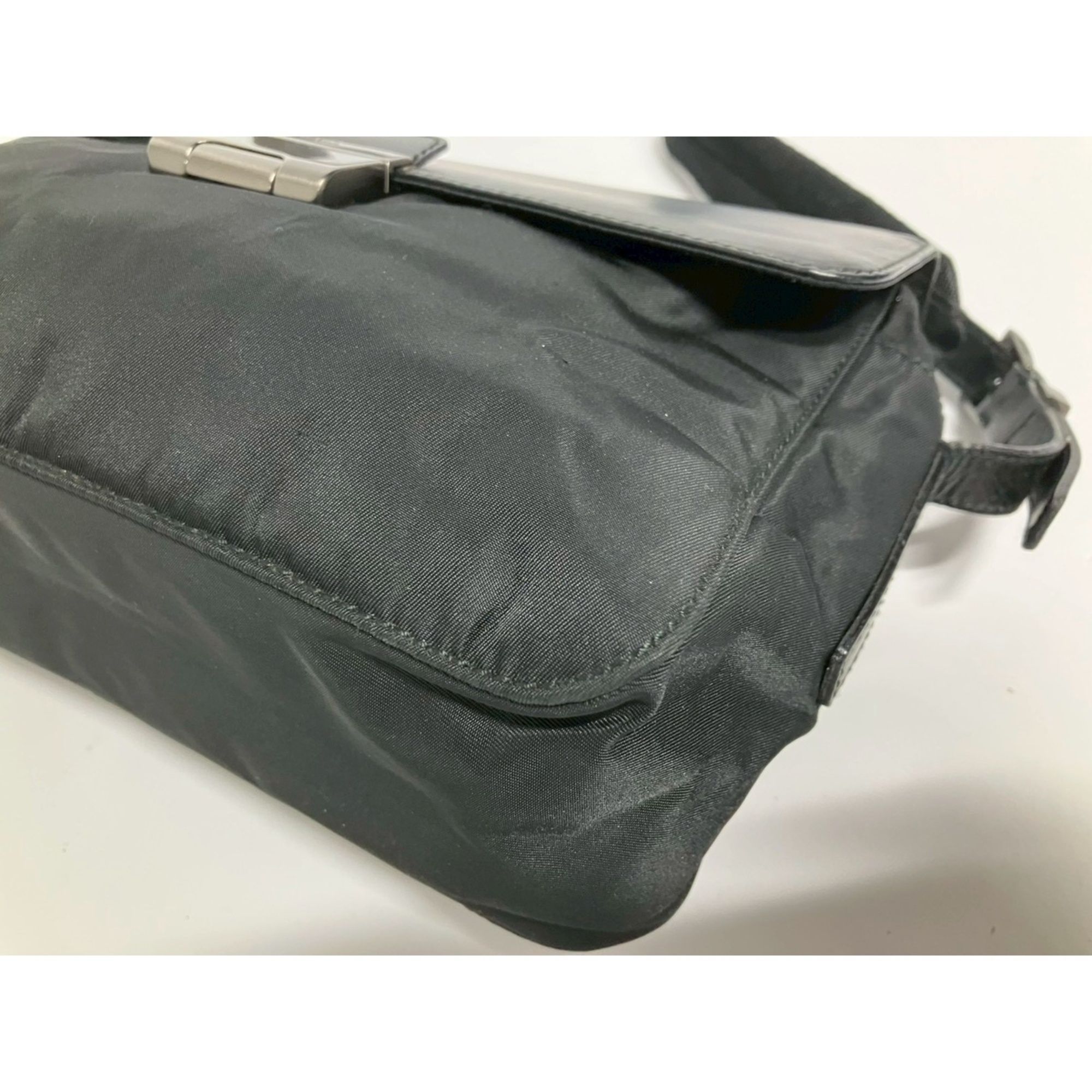 Nylon Shoulder Bag (Pre-Owned) - Prada - Modalova