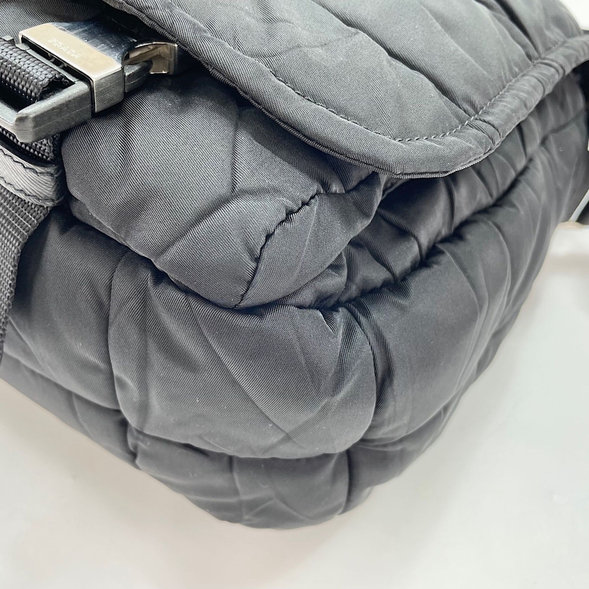 Nylon Shoulder Bag (Pre-Owned) - Prada - Modalova