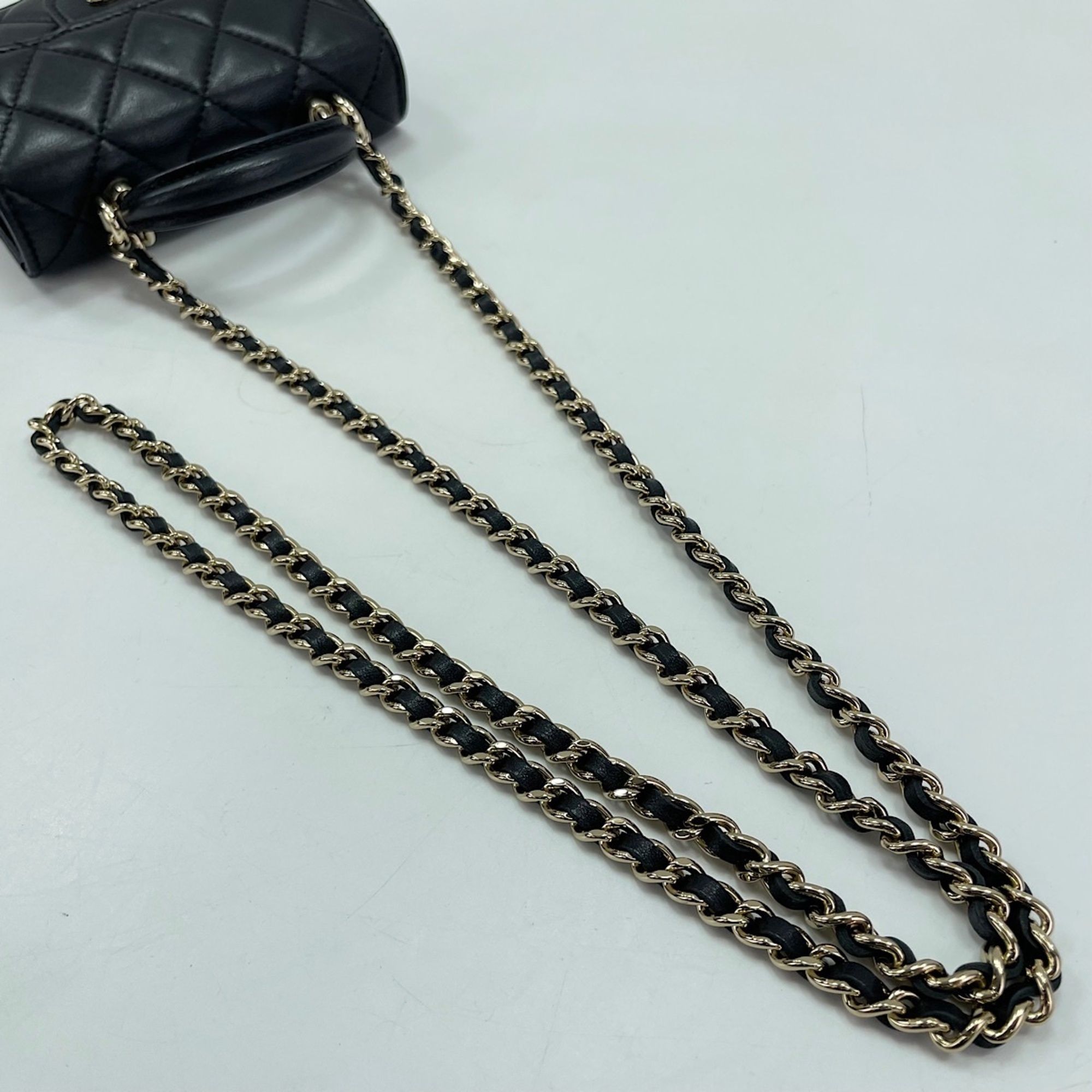 Leather Shoulder Bag (Pre-Owned) - Chanel - Modalova