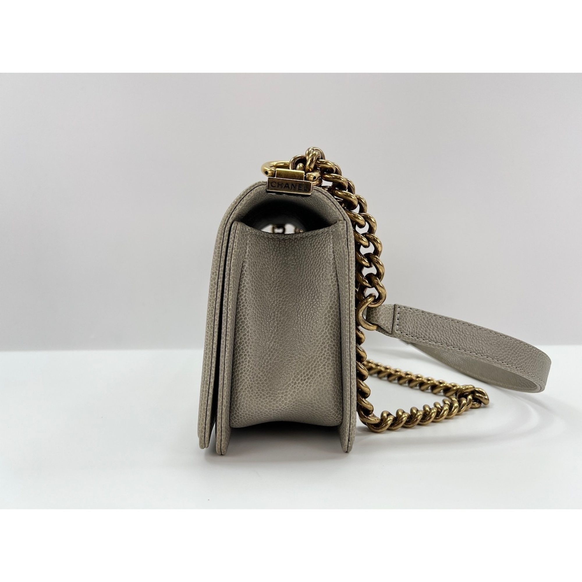 Boy Shoulder Bag (Pre-Owned) - Chanel - Modalova