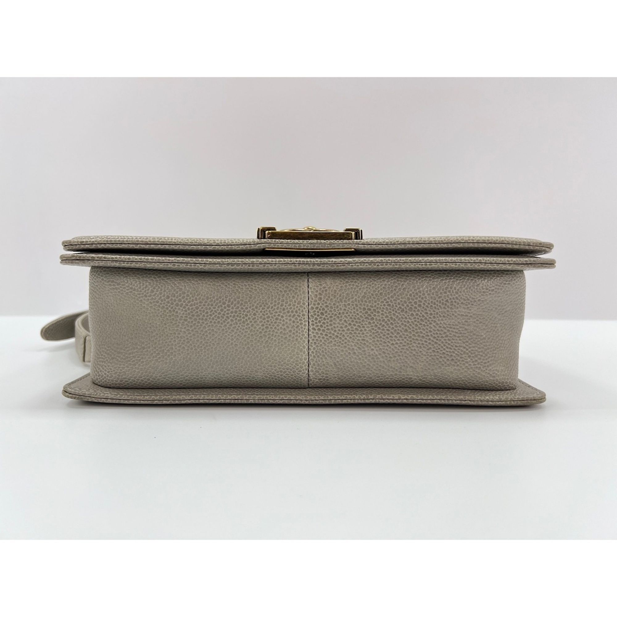 Boy Shoulder Bag (Pre-Owned) - Chanel - Modalova