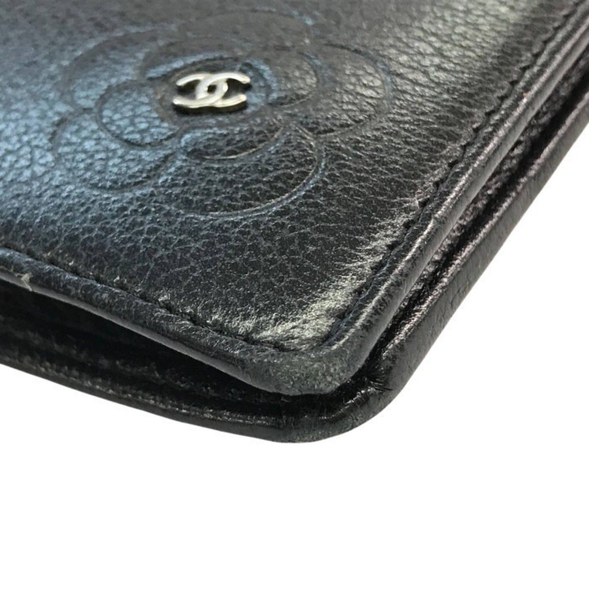 Camellia Leather Long Wallet (Bi-Fold) (Pre-Owned) - Chanel - Modalova