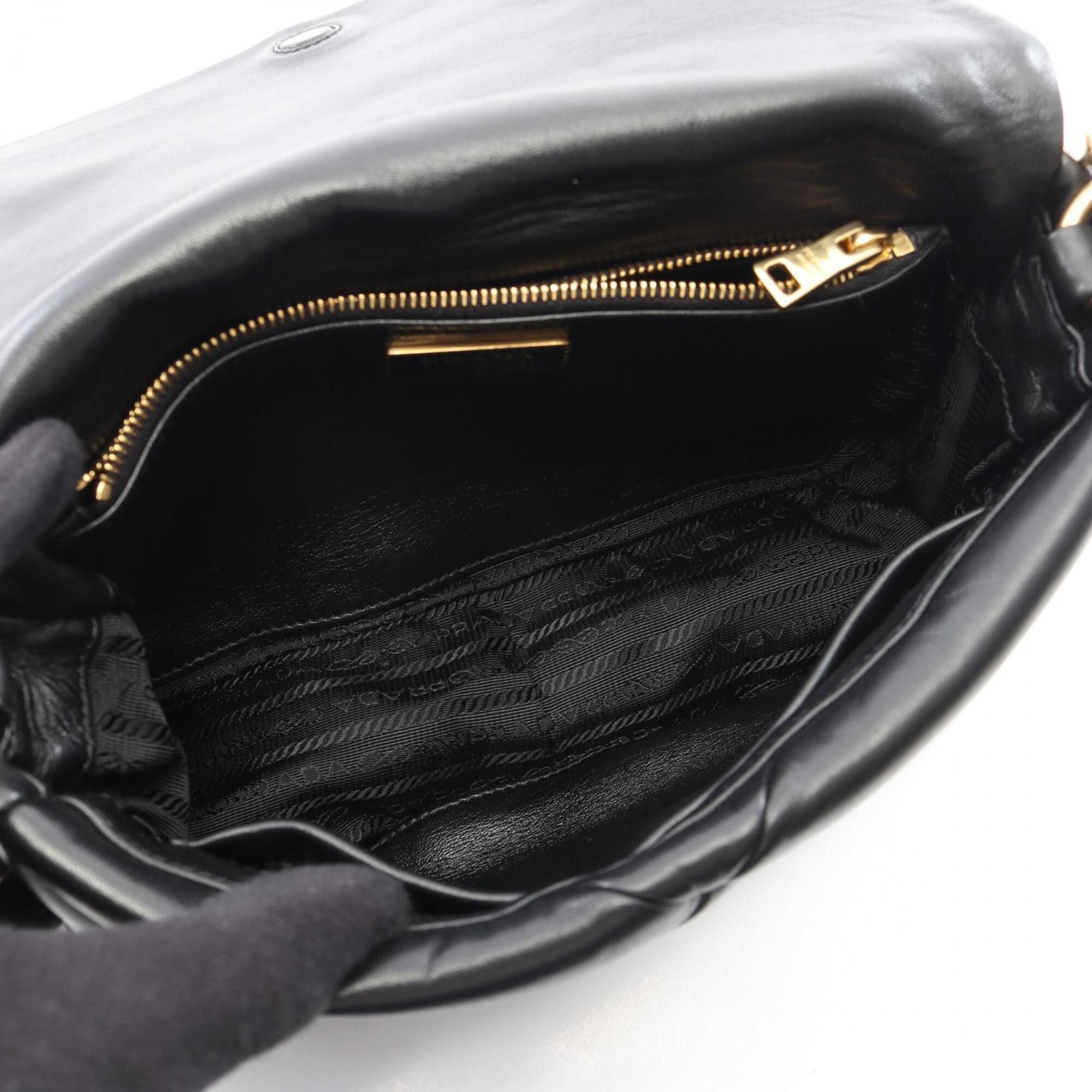 Leather Handbag Shoulder Bag (Pre-Owned) - Prada - Modalova