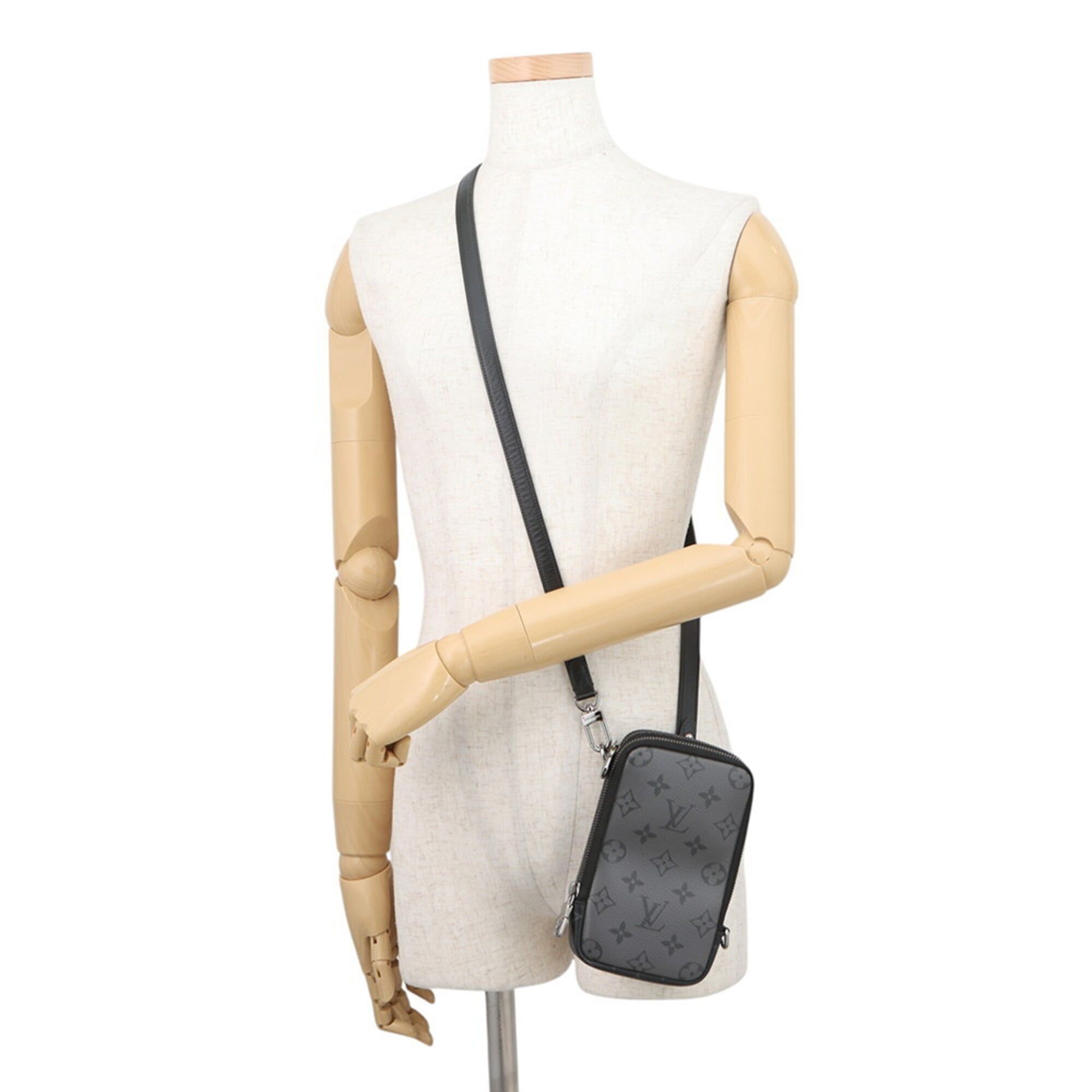 Monogram Eclipse Monogram Eclipse Pouch Shoulder Bag (Pre-Owned) - Louis Vuitton - Modalova