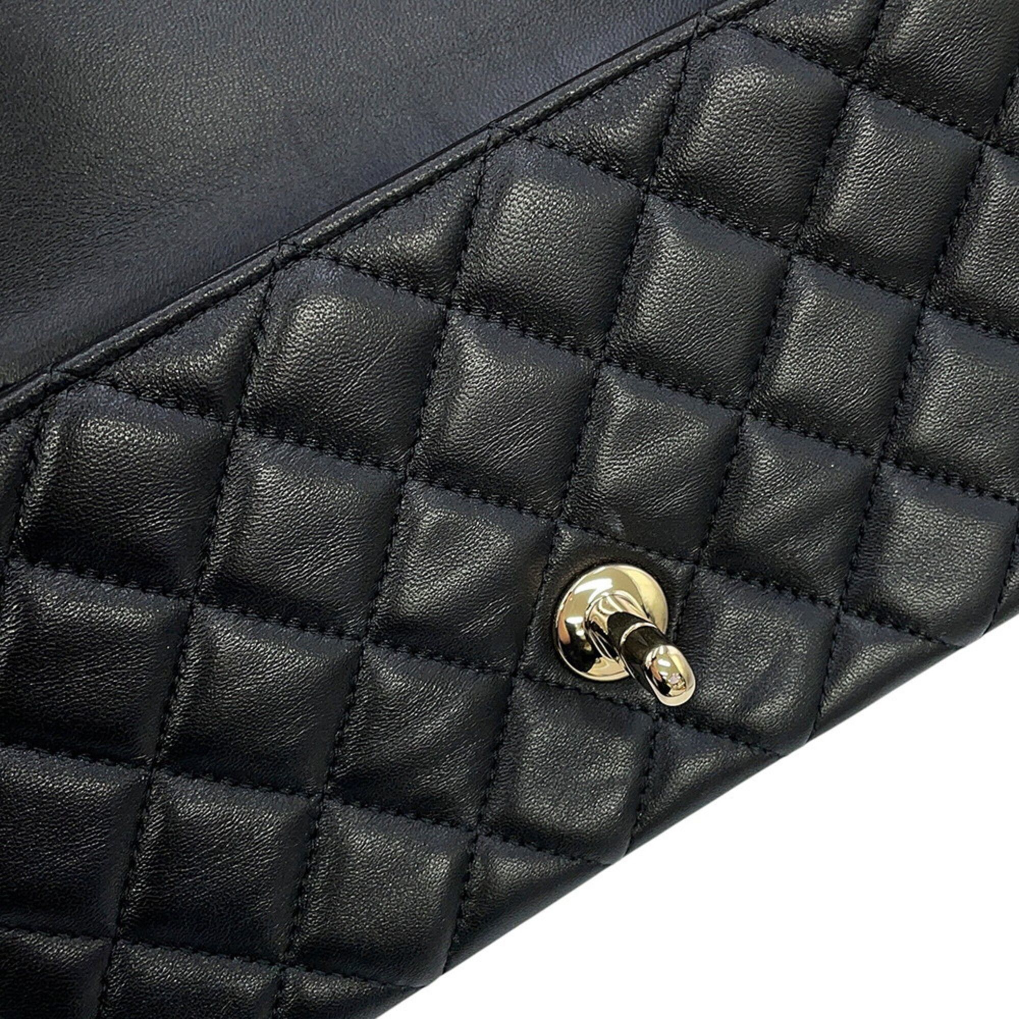 Matelasse Leather Handbag Shoulder Bag (Pre-Owned) - Chanel - Modalova