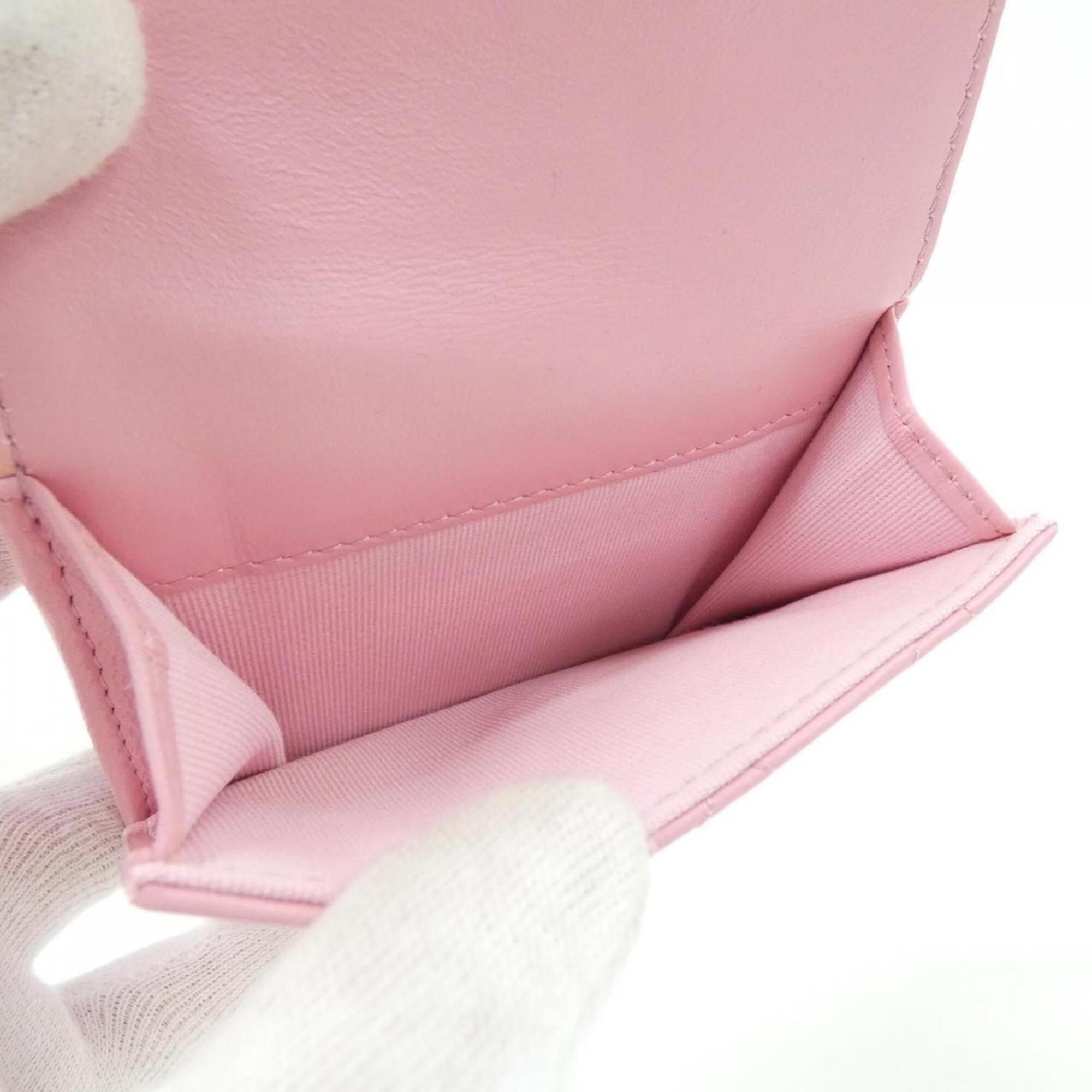 Leather Wallet (Tri-Fold) (Pre-Owned) - Chanel - Modalova