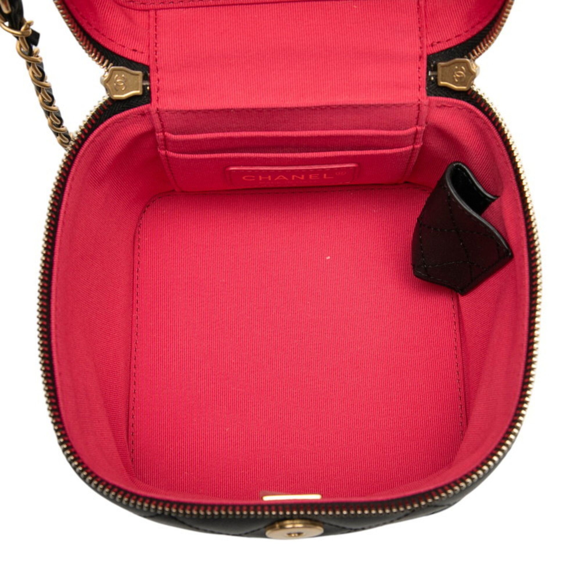 Leather Shoulder Bag Vanity Bag (Pre-Owned) - Chanel - Modalova