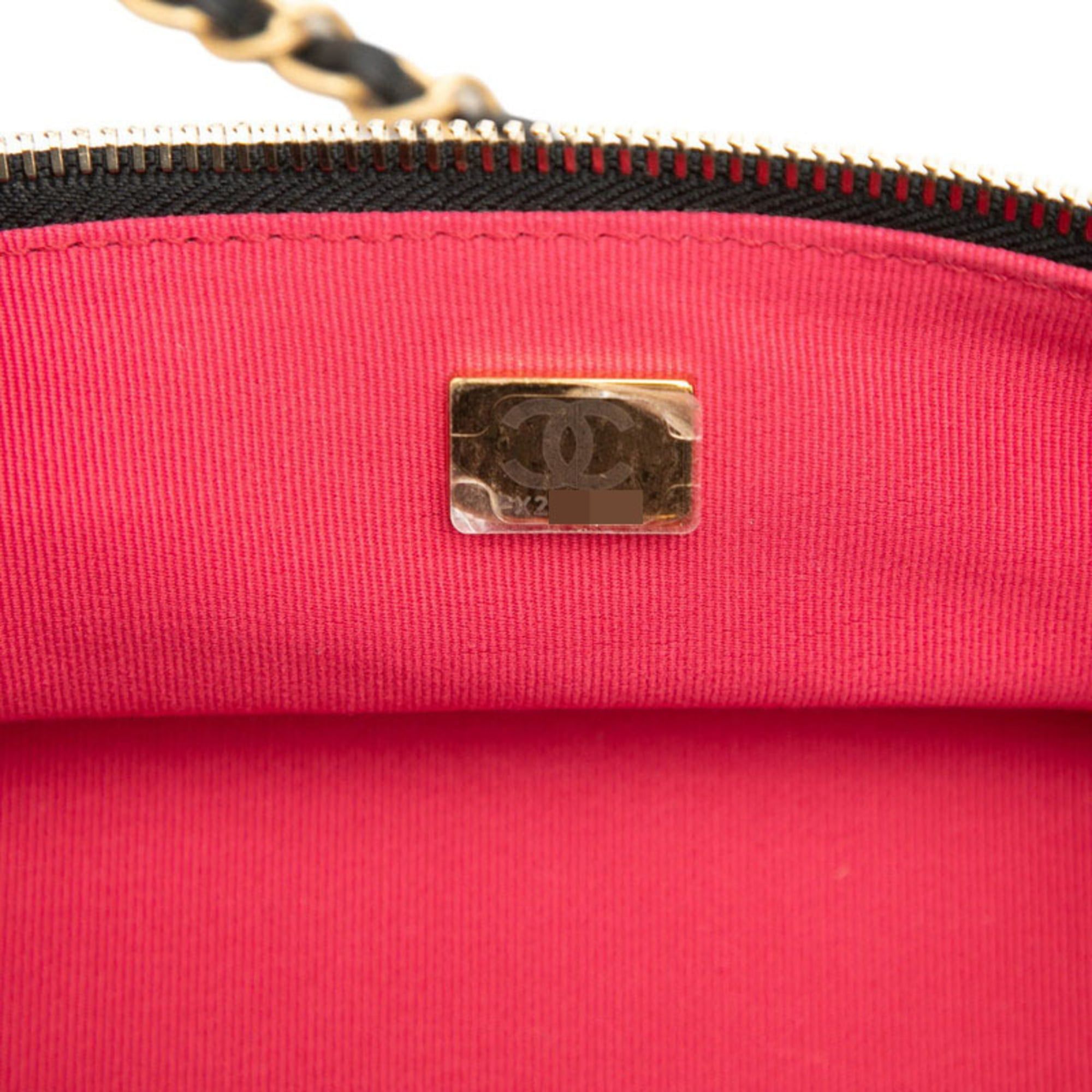 Leather Shoulder Bag Vanity Bag (Pre-Owned) - Chanel - Modalova