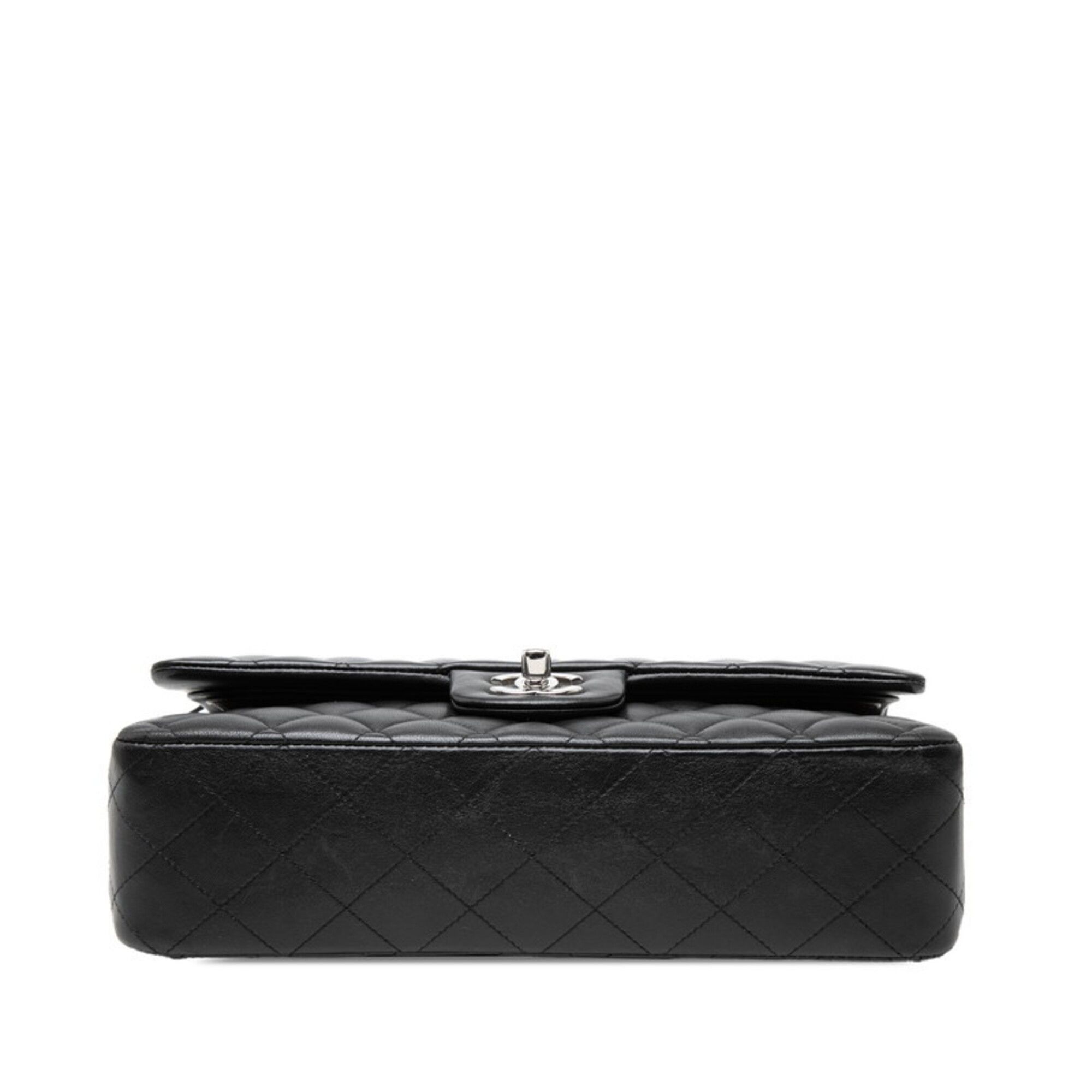 Leather Shoulder Bag (Pre-Owned) - Chanel - Modalova