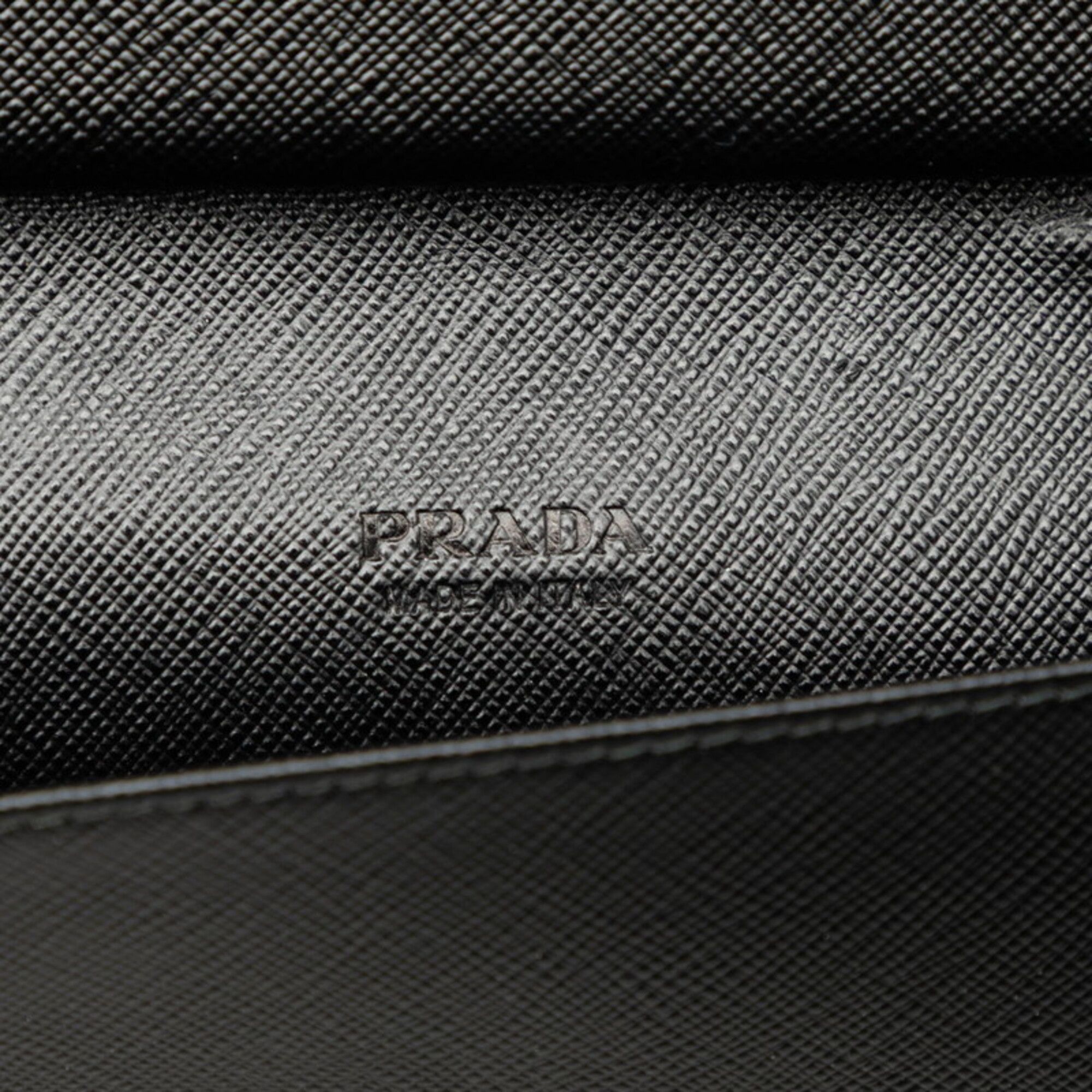 Leather Long Wallet (Bi-Fold) (Pre-Owned) - Prada - Modalova