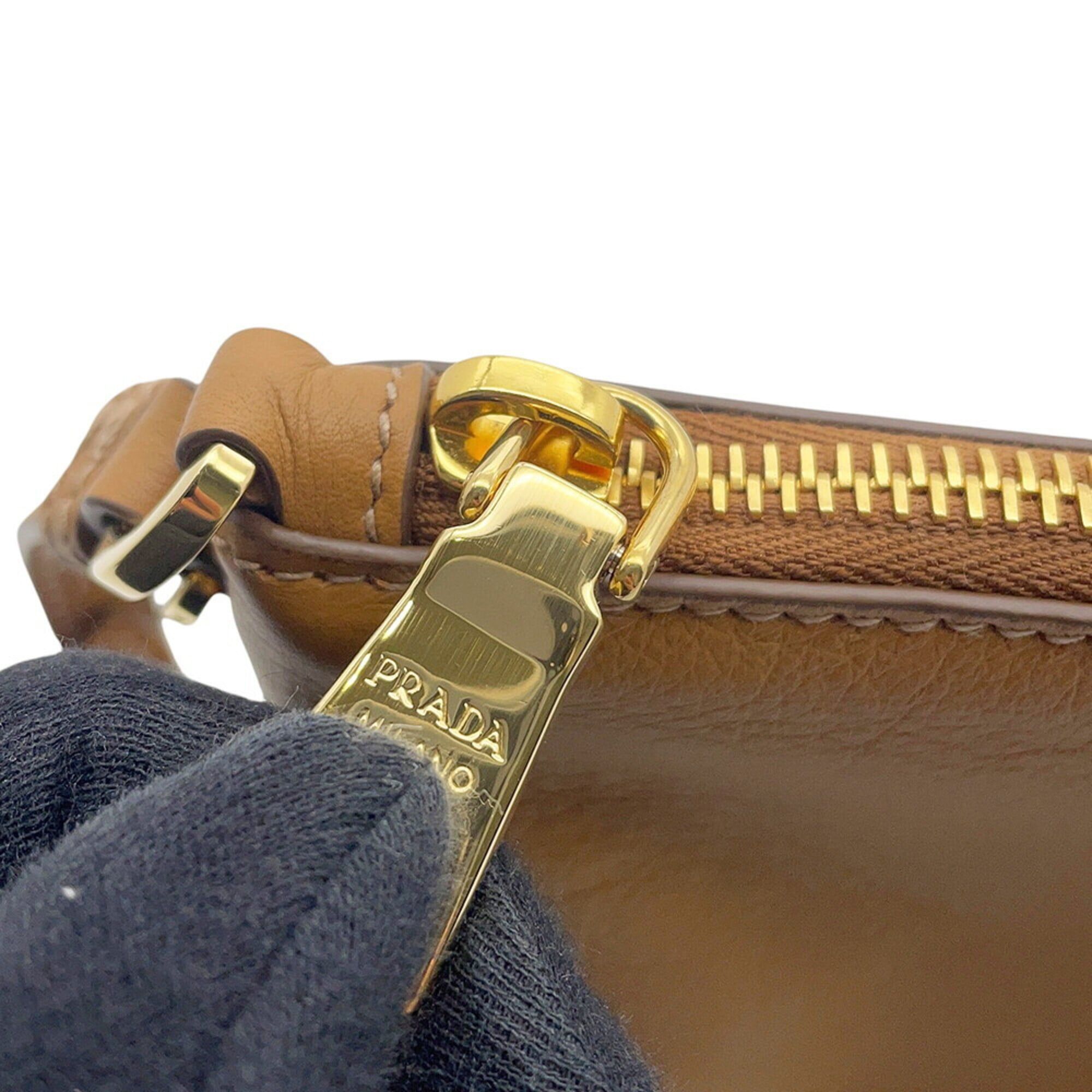 Leather Handbag Shoulder Bag (Pre-Owned) - Prada - Modalova
