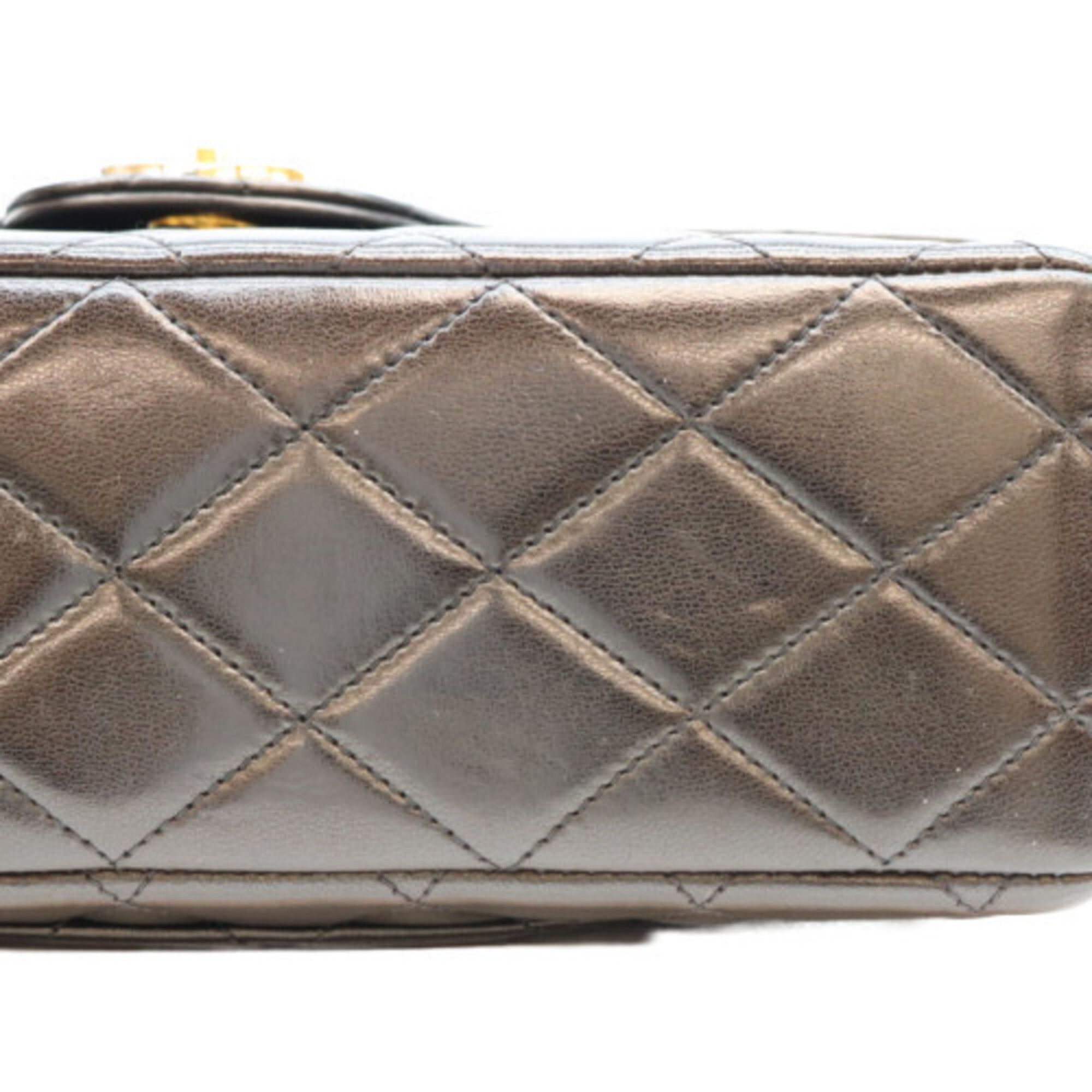 Leather Shoulder Bag (Pre-Owned) - Chanel - Modalova