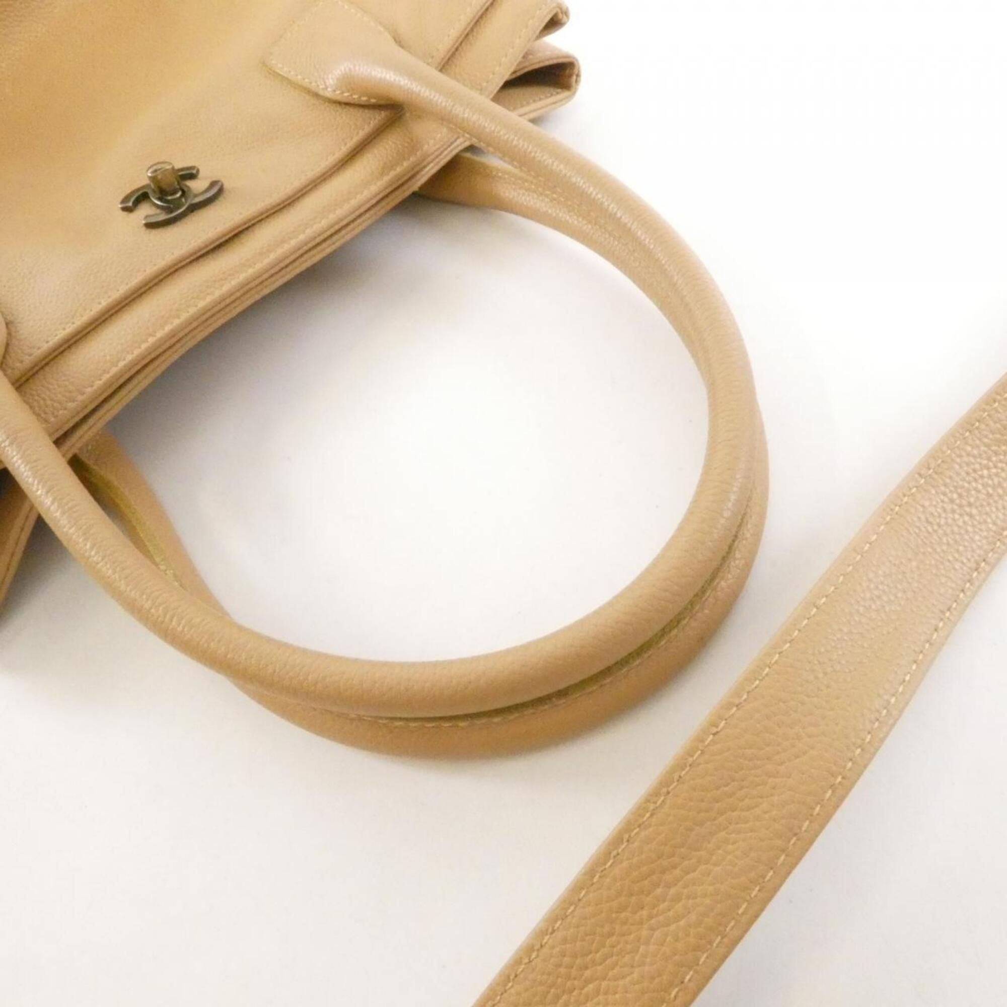 Leather Shoulder Bag (Pre-Owned) - Chanel - Modalova