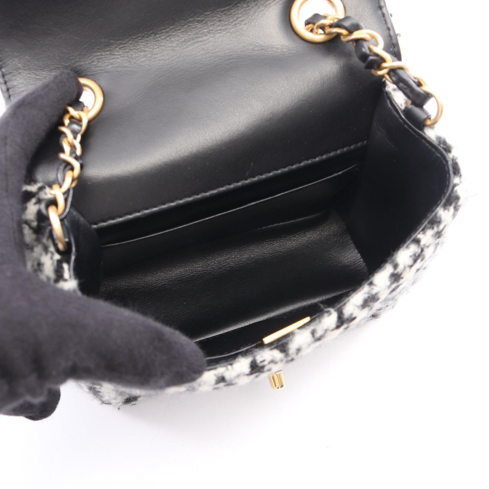 Fabric Handbag Shoulder Bag (Pre-Owned) - Chanel - Modalova