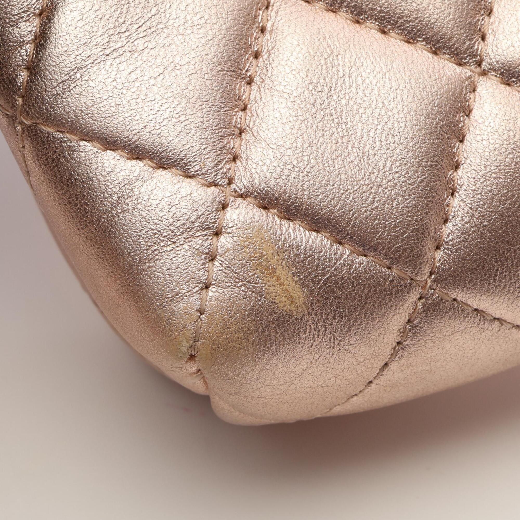 Leather Handbag Pouch (Pre-Owned) - Chanel - Modalova