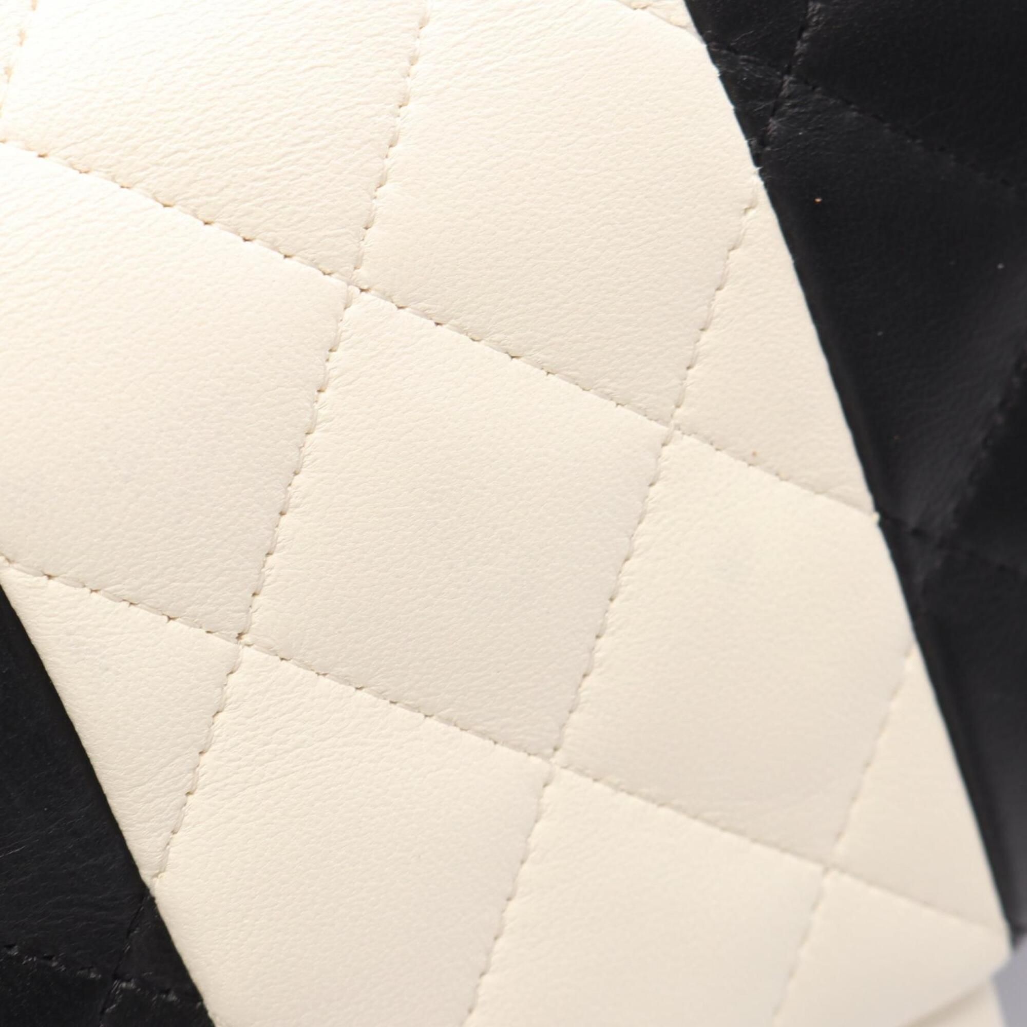 Leather Handbag Shoulder Bag (Pre-Owned) - Chanel - Modalova