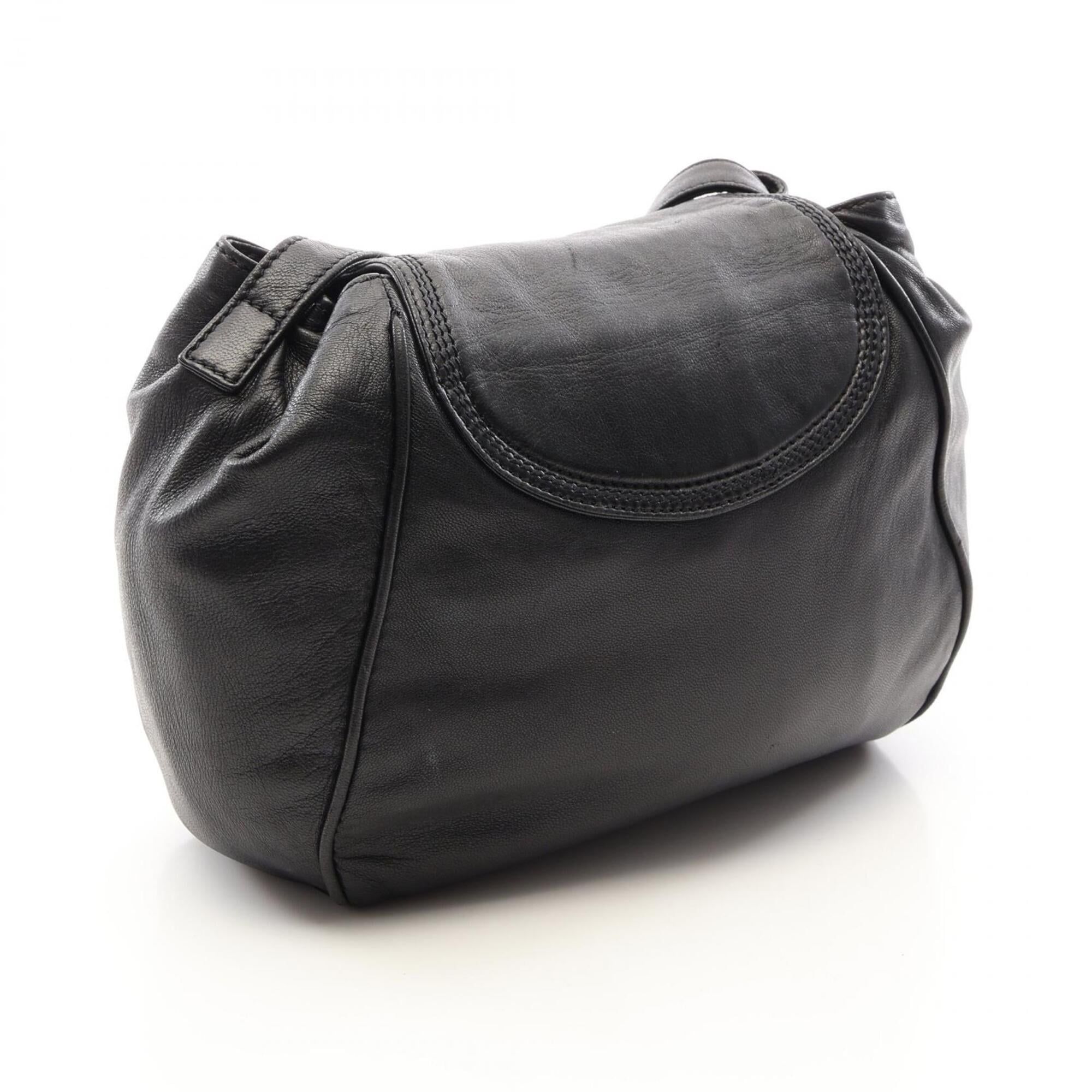 Leather Shoulder Bag (Pre-Owned) - Loewe - Modalova