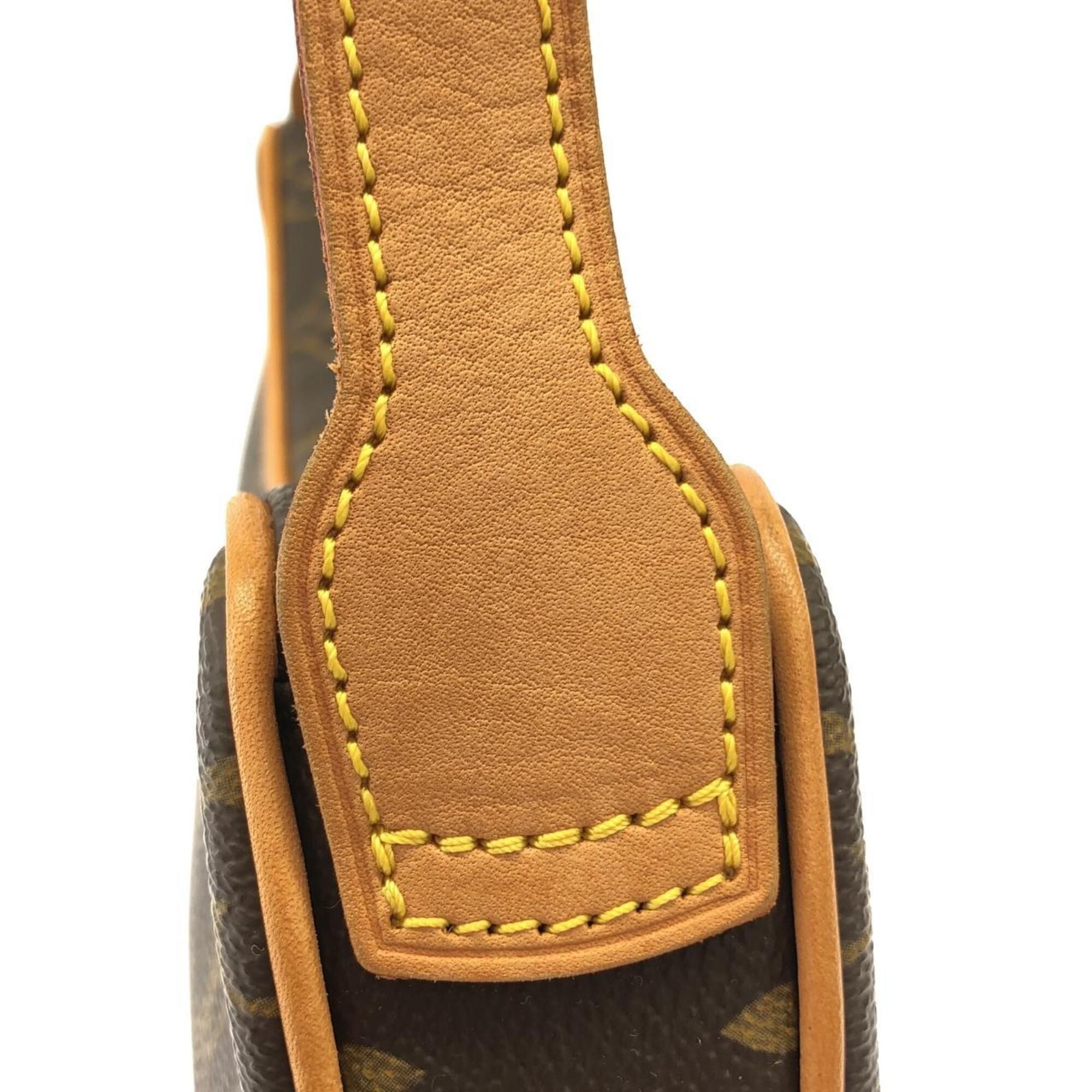 Coated Canvas Pochette Shoulder Bag (Pre-Owned) - Louis Vuitton - Modalova
