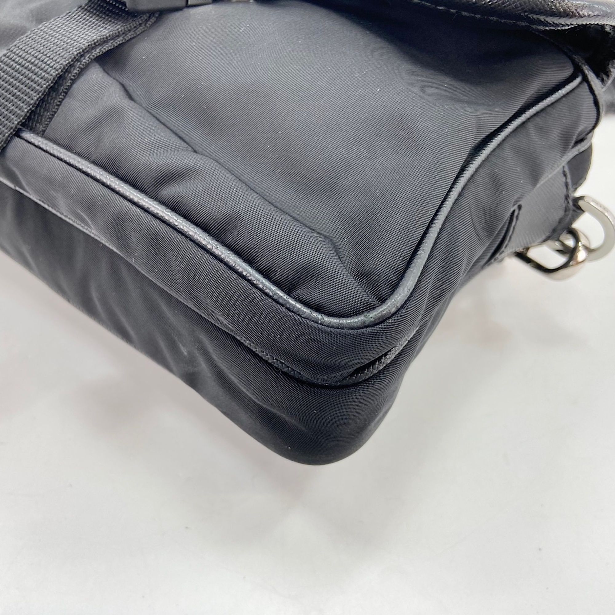 Nylon Shoulder Bag (Pre-Owned) - Prada - Modalova
