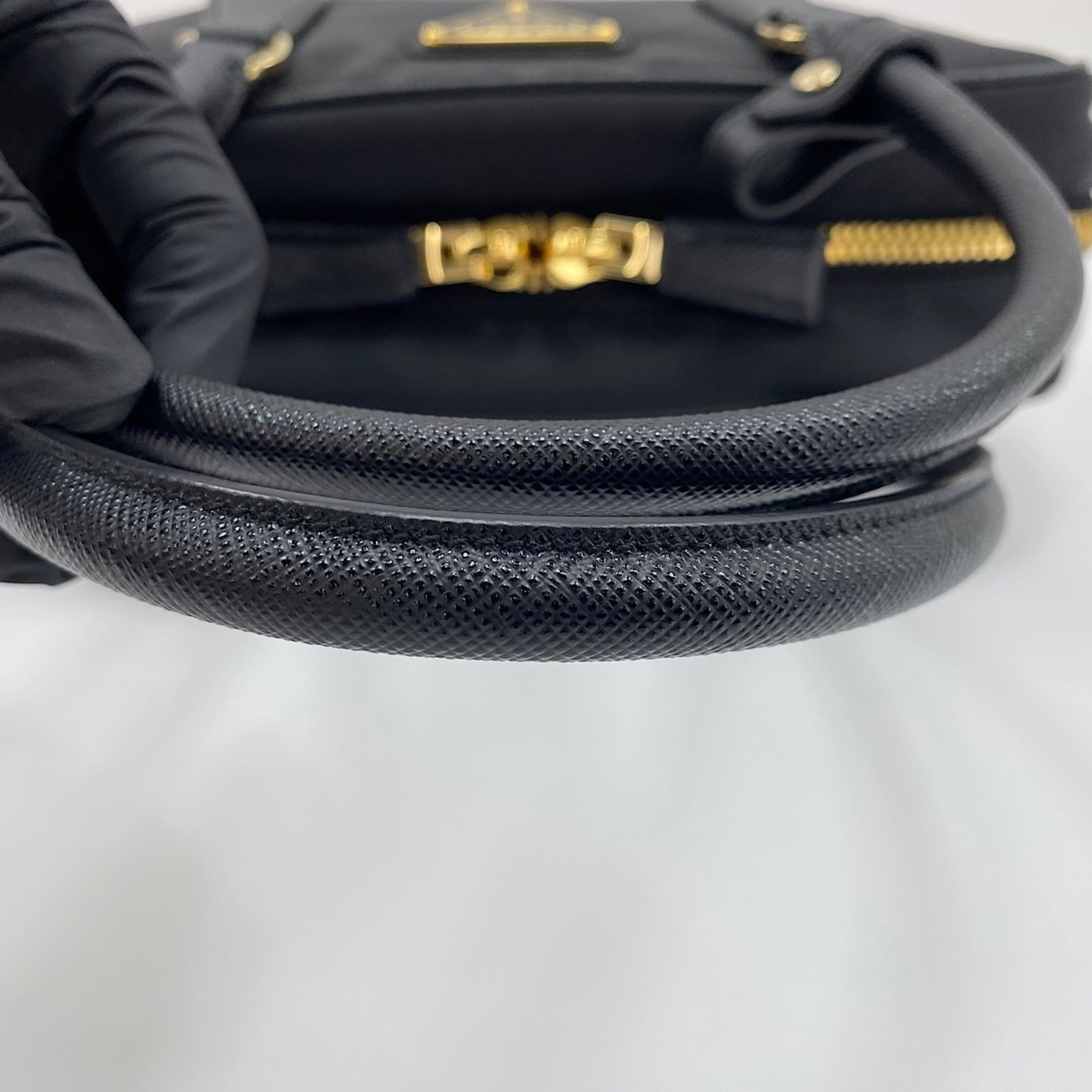 Nylon Handbag (Pre-Owned) - Prada - Modalova