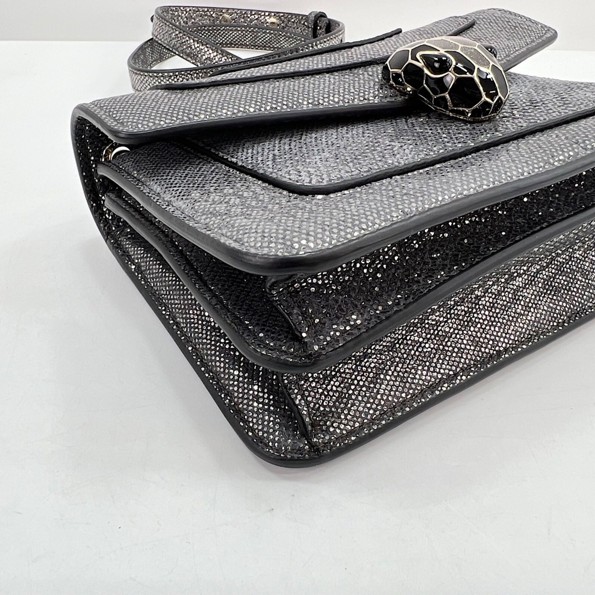 Shoulder Bag (Pre-Owned) - Bvlgari - Modalova