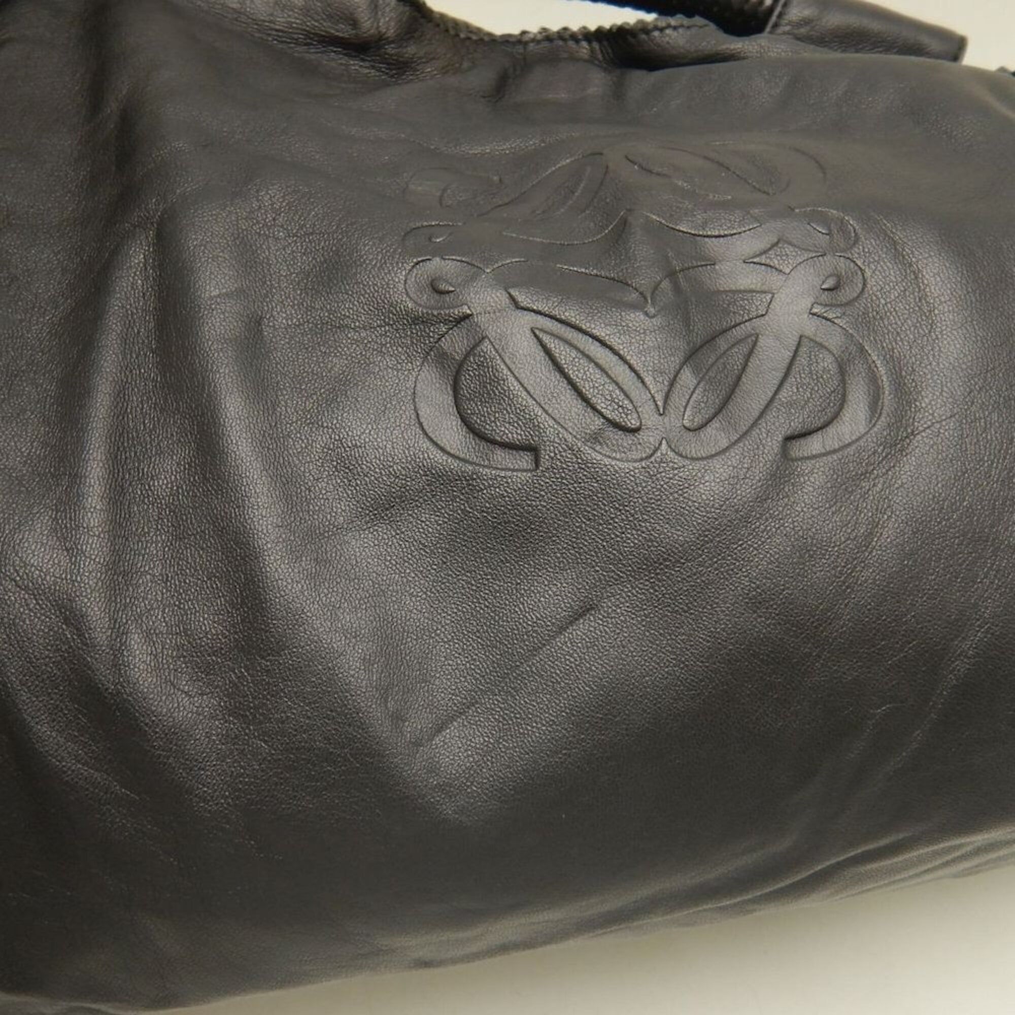 Nappa Aire Leather Handbag (Pre-Owned) - Loewe - Modalova