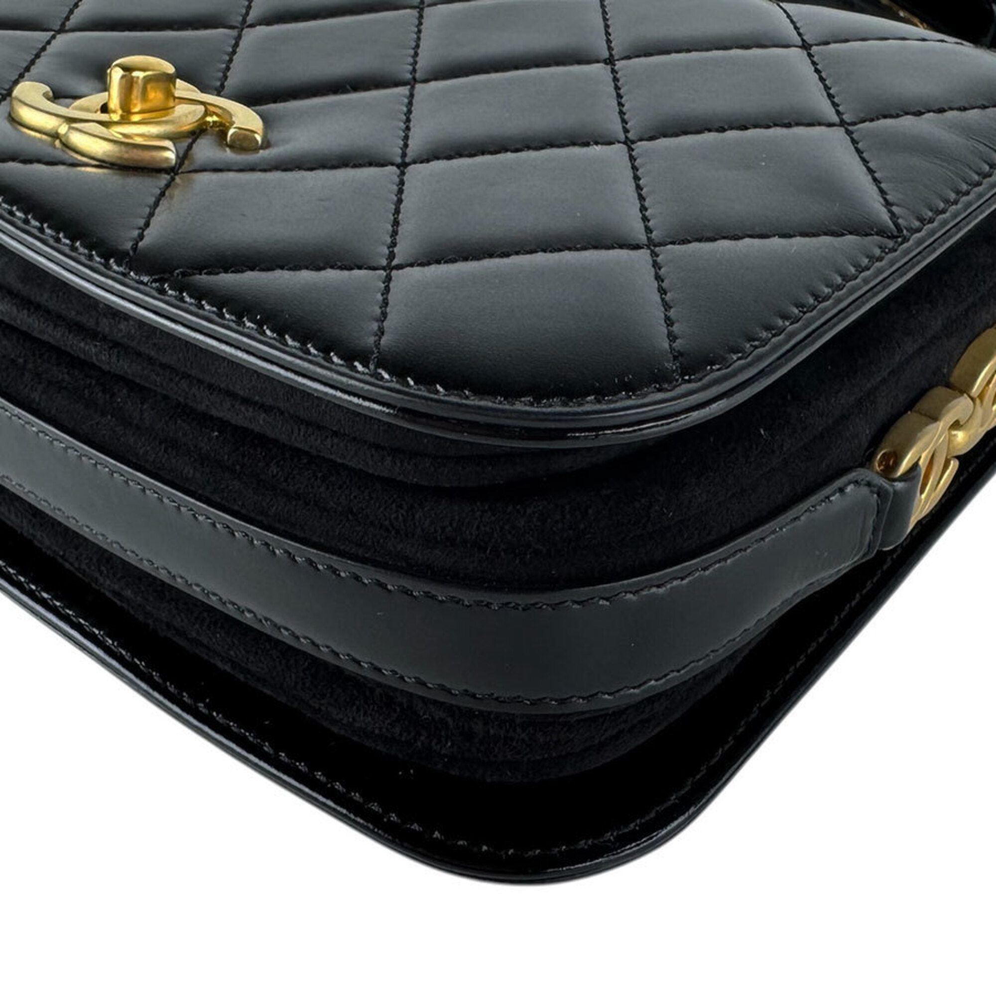 Leather Suede Messenger Bag Shoulder Bag (Pre-Owned) - Chanel - Modalova