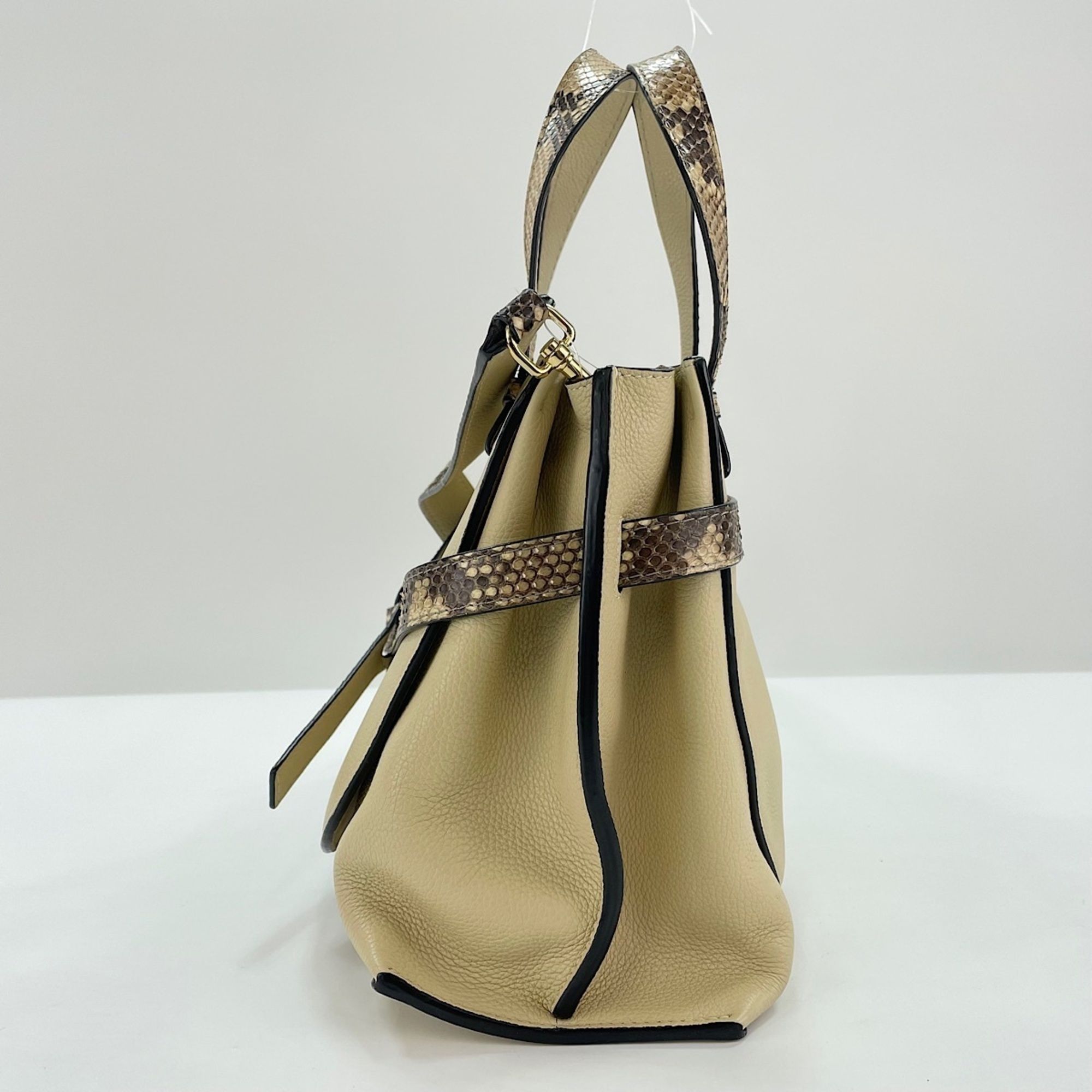 Loewe Beige Handbag (Pre-Owned) - Loewe - Modalova