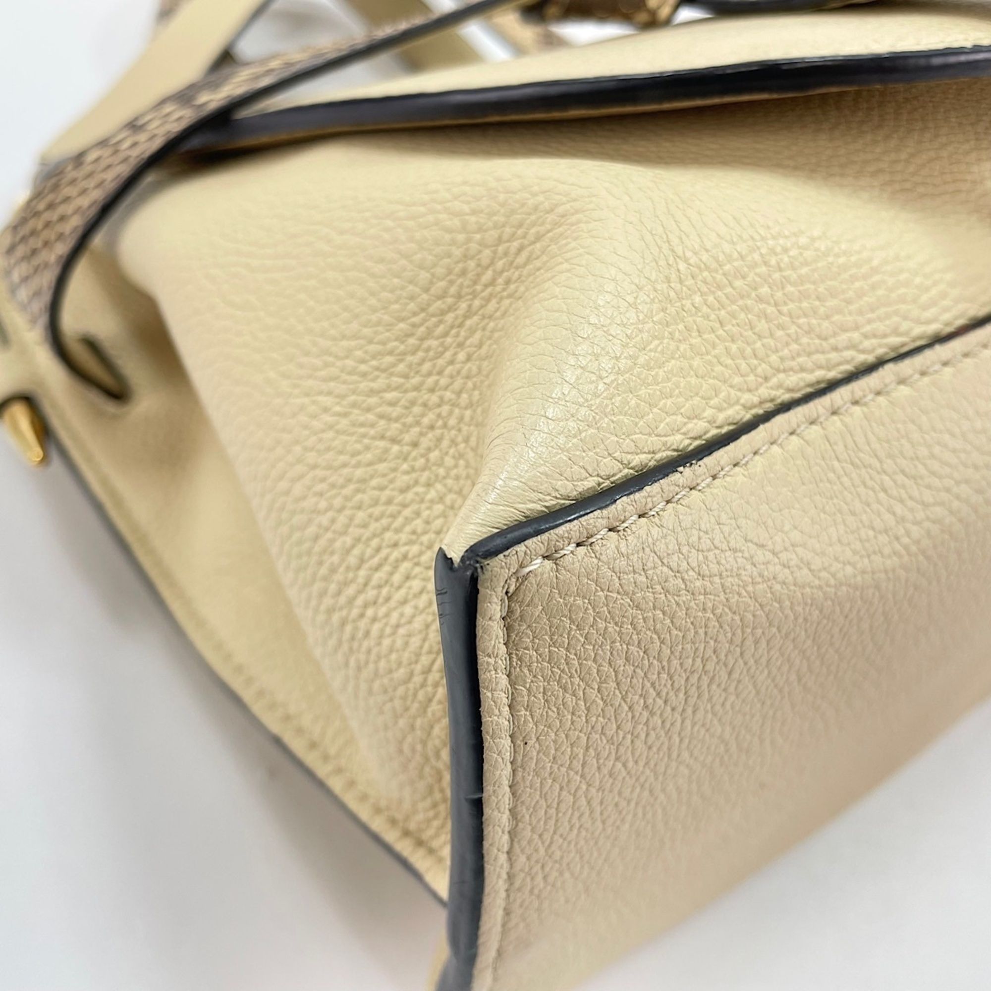 Loewe Beige Handbag (Pre-Owned) - Loewe - Modalova
