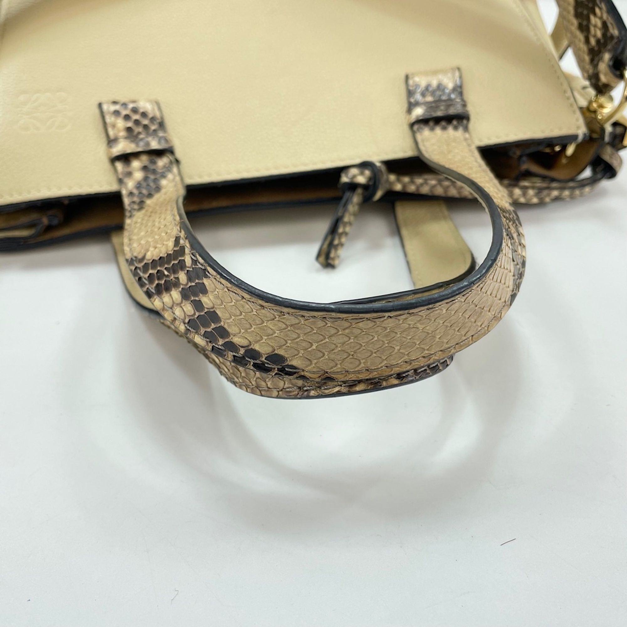 Loewe Beige Handbag (Pre-Owned) - Loewe - Modalova