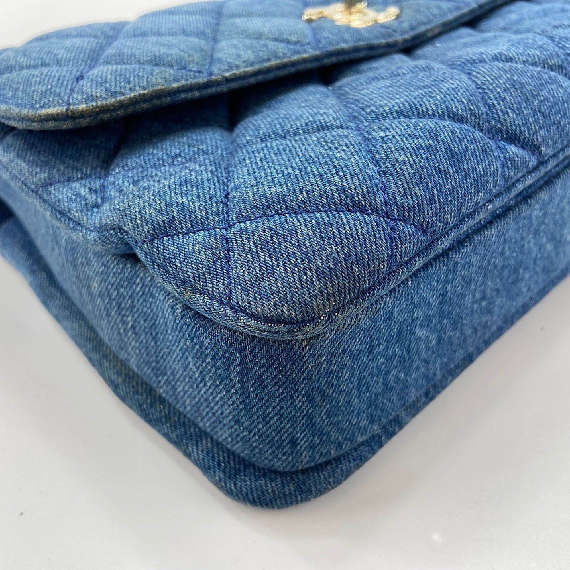 Denim Handbag (Pre-Owned) - Chanel - Modalova