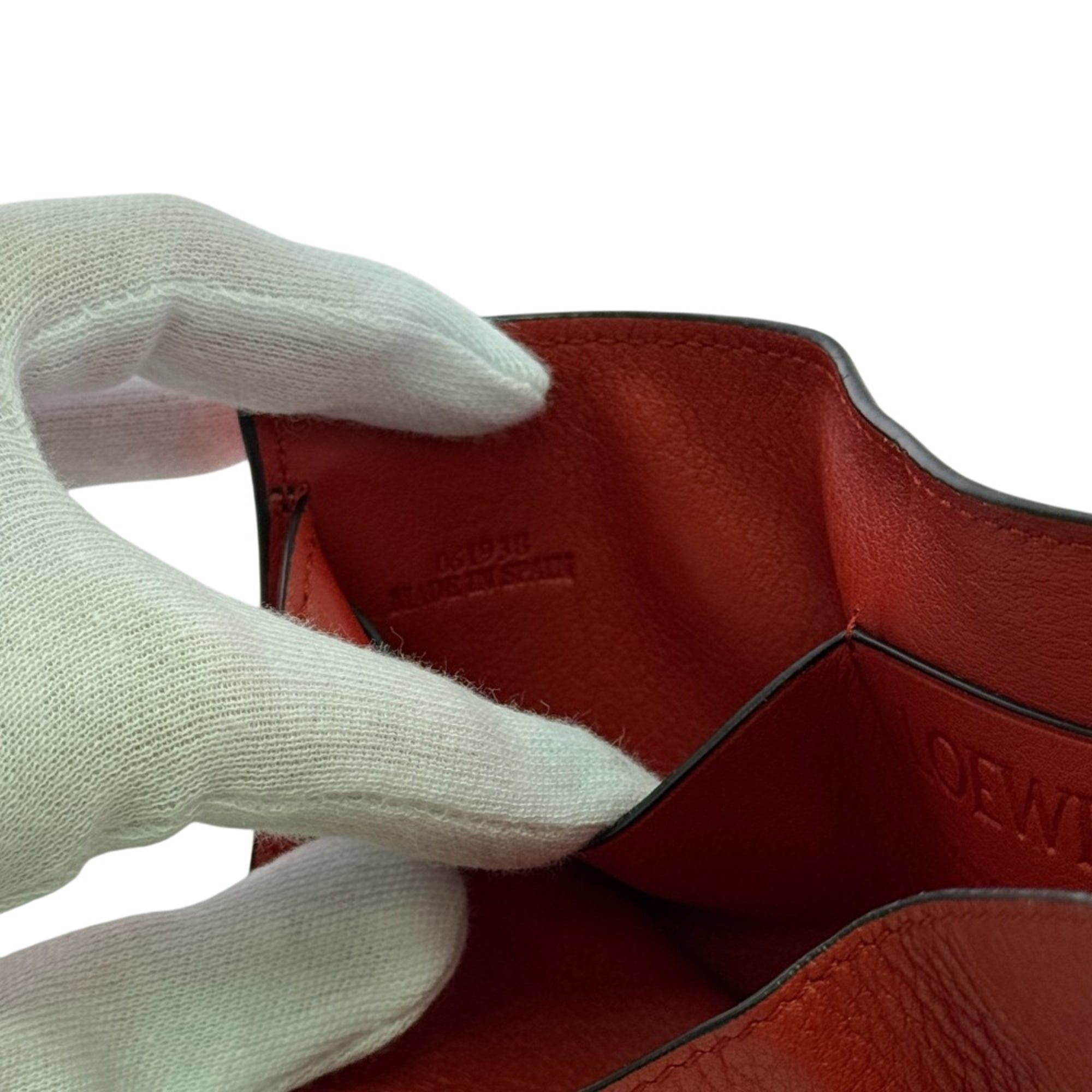 Leather Wallet (Tri-Fold) (Pre-Owned) - Loewe - Modalova