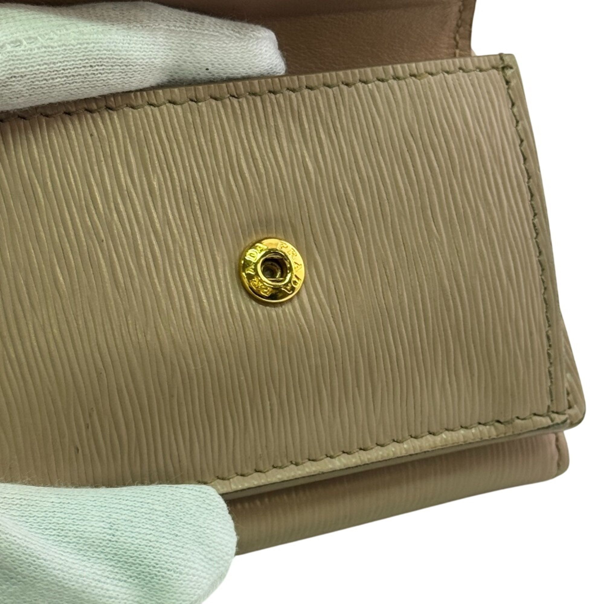 Leather Wallet (Tri-Fold) (Pre-Owned) - Prada - Modalova