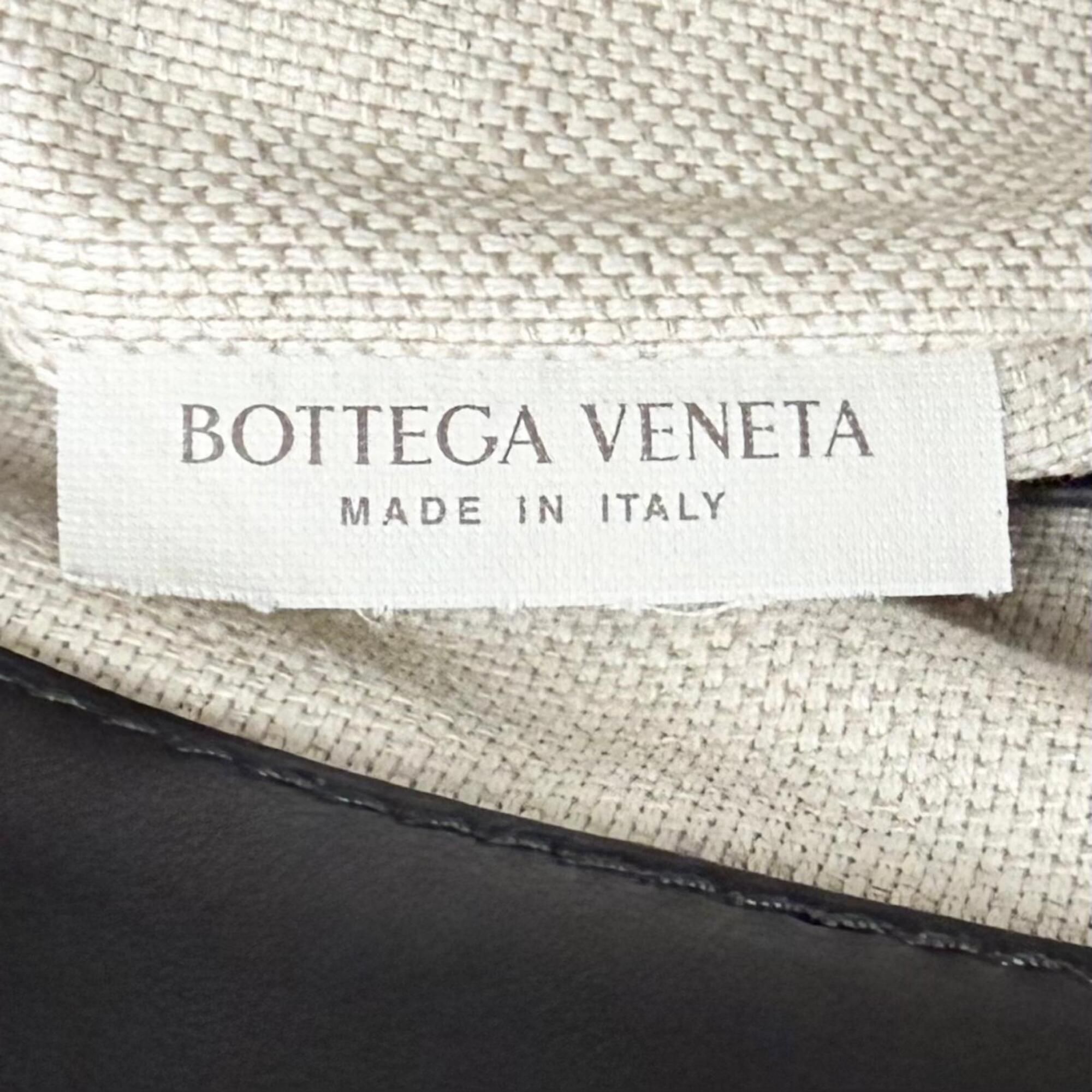 Leather Shoulder Bag (Pre-Owned) - Bottega Veneta - Modalova